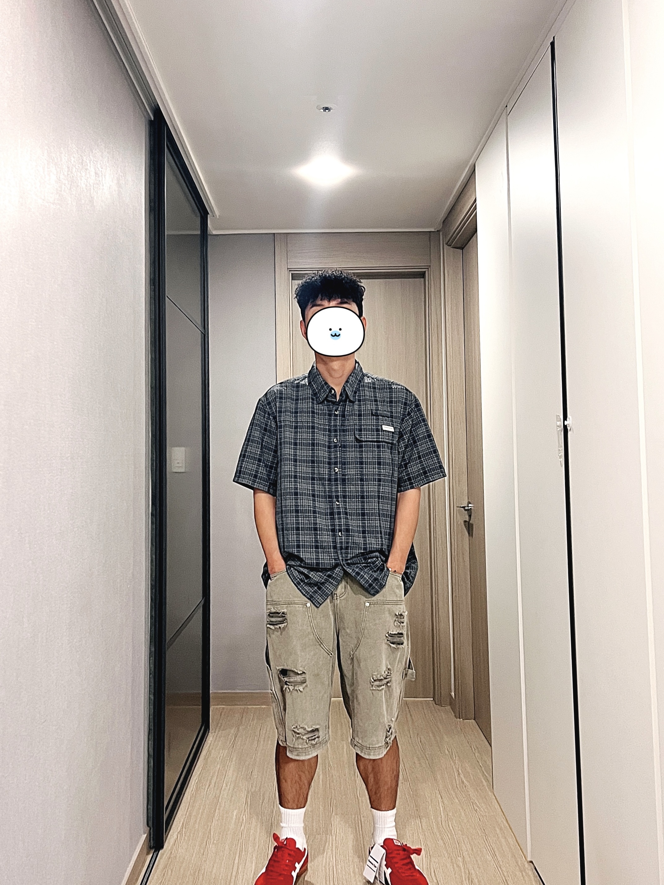 Onitsuka Tiger Tokuten Fiery Red Cream, Thisisneverthat Plaid S/S Fishing Shirt Sage 착용 스타일 - 1