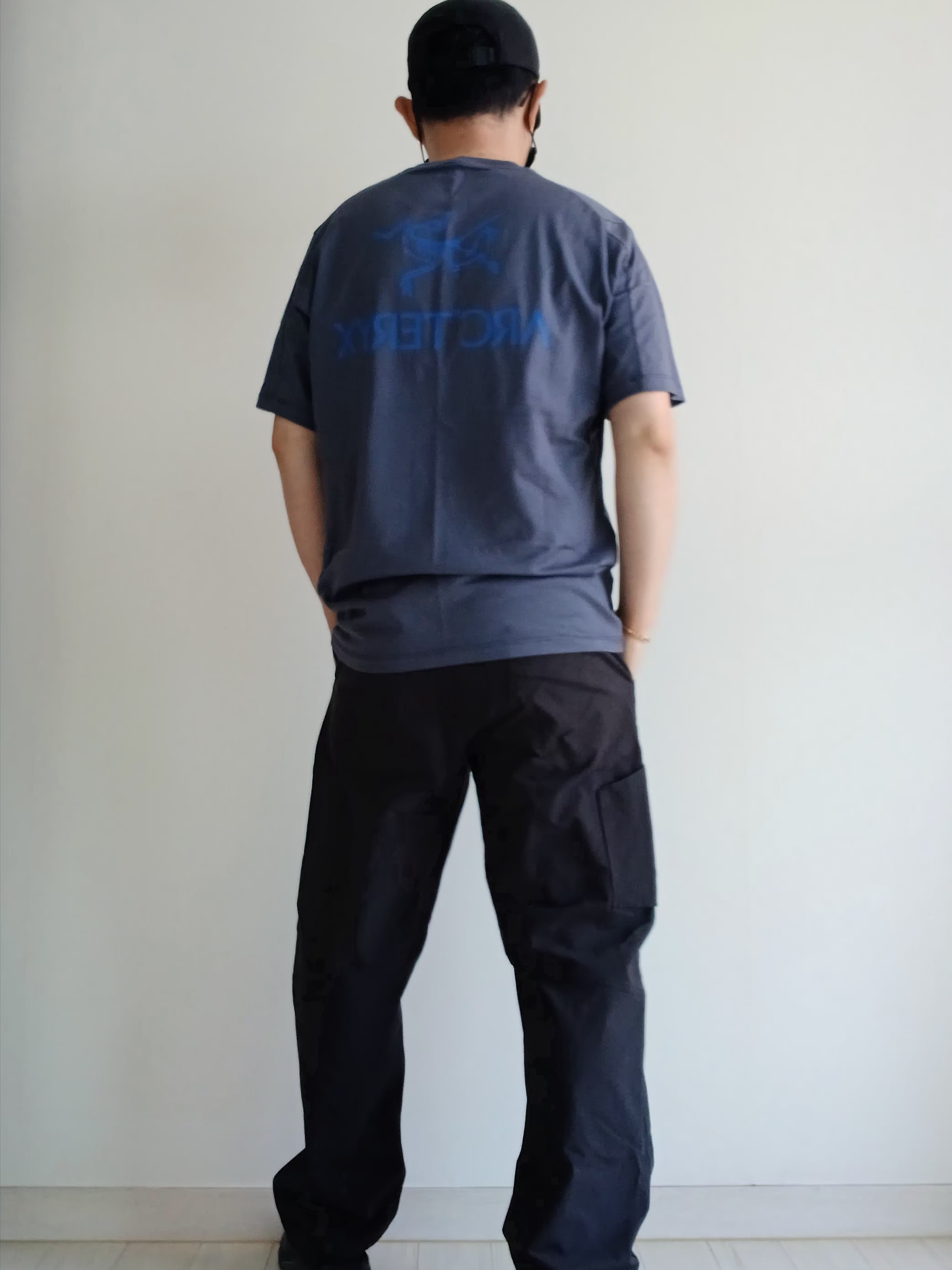 Arc'teryx Small Bird Cap Black, Arc'teryx Cronin Cotton Pants Black 착용 스타일 - 2