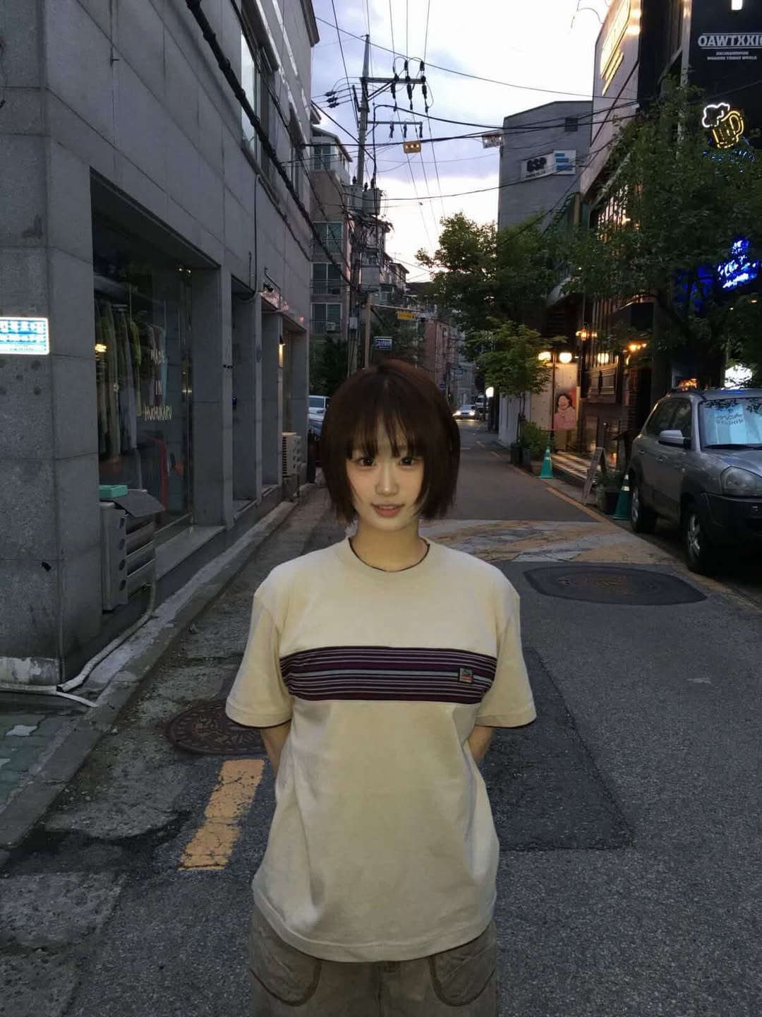 SPORT CHAMBER Spectrum T-shirt LIGHT BEIGE 착용 스타일 - 1