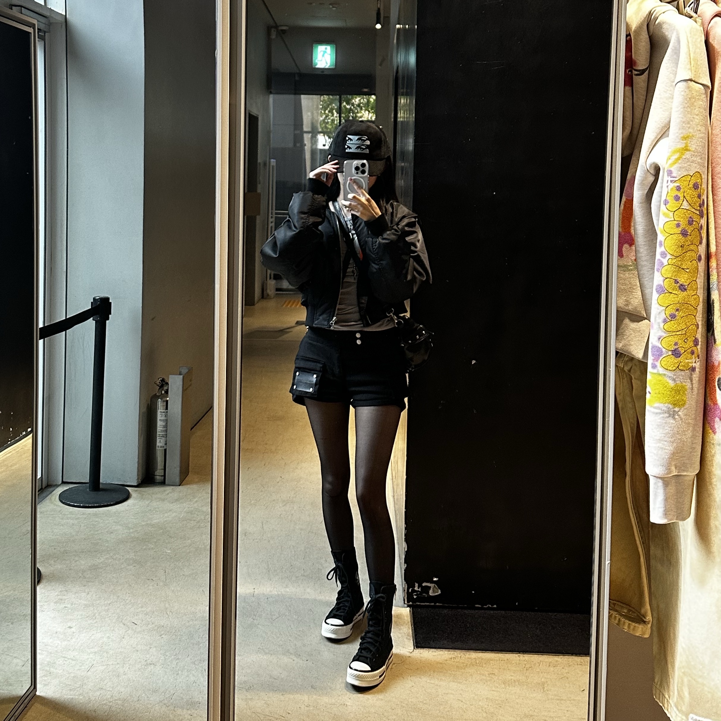 Converse Chuck 70 Plus X Hi Black 착용 스타일