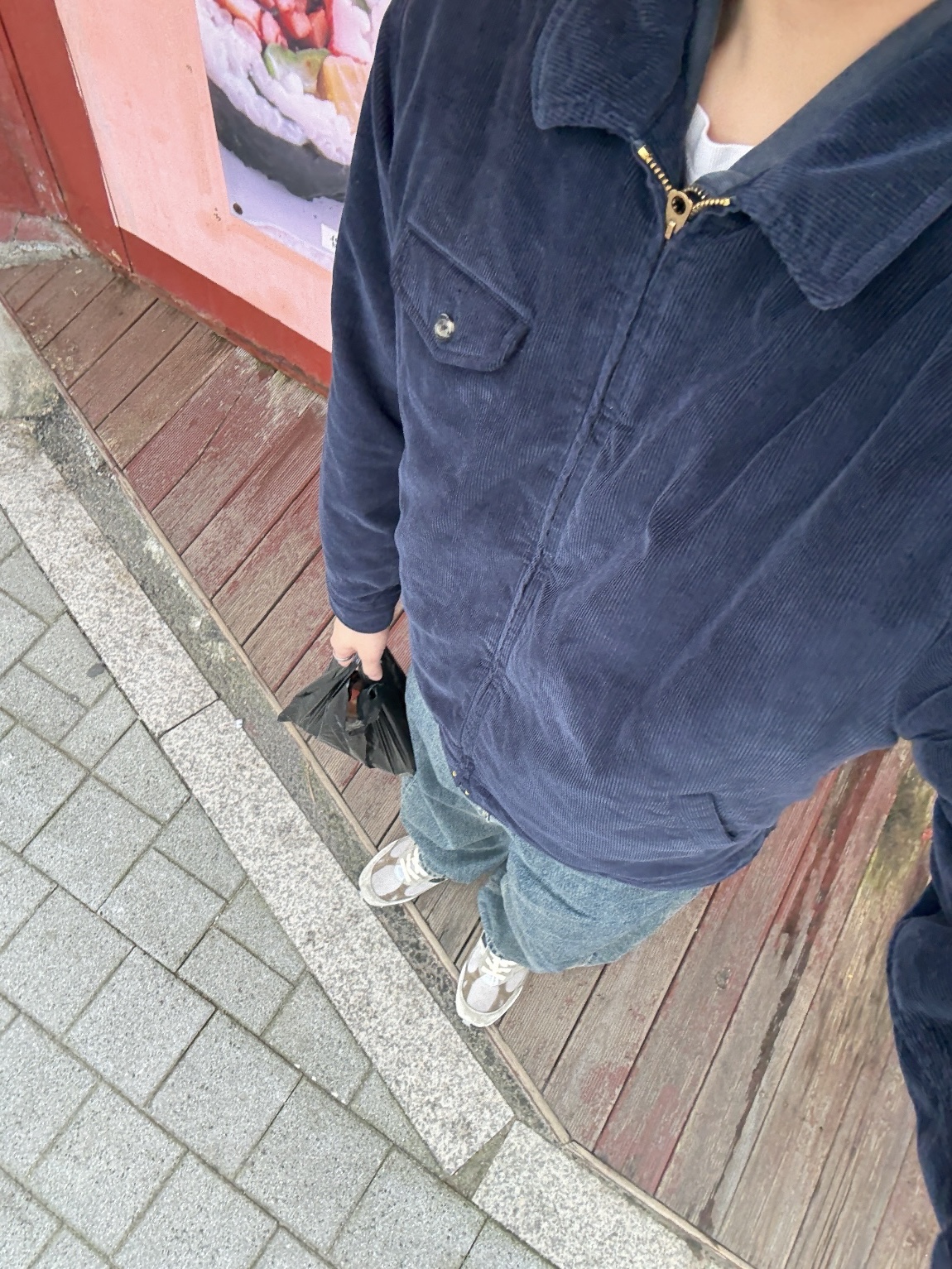 Khakis Corduroy Swing Jacket Faded Navy 착용 스타일