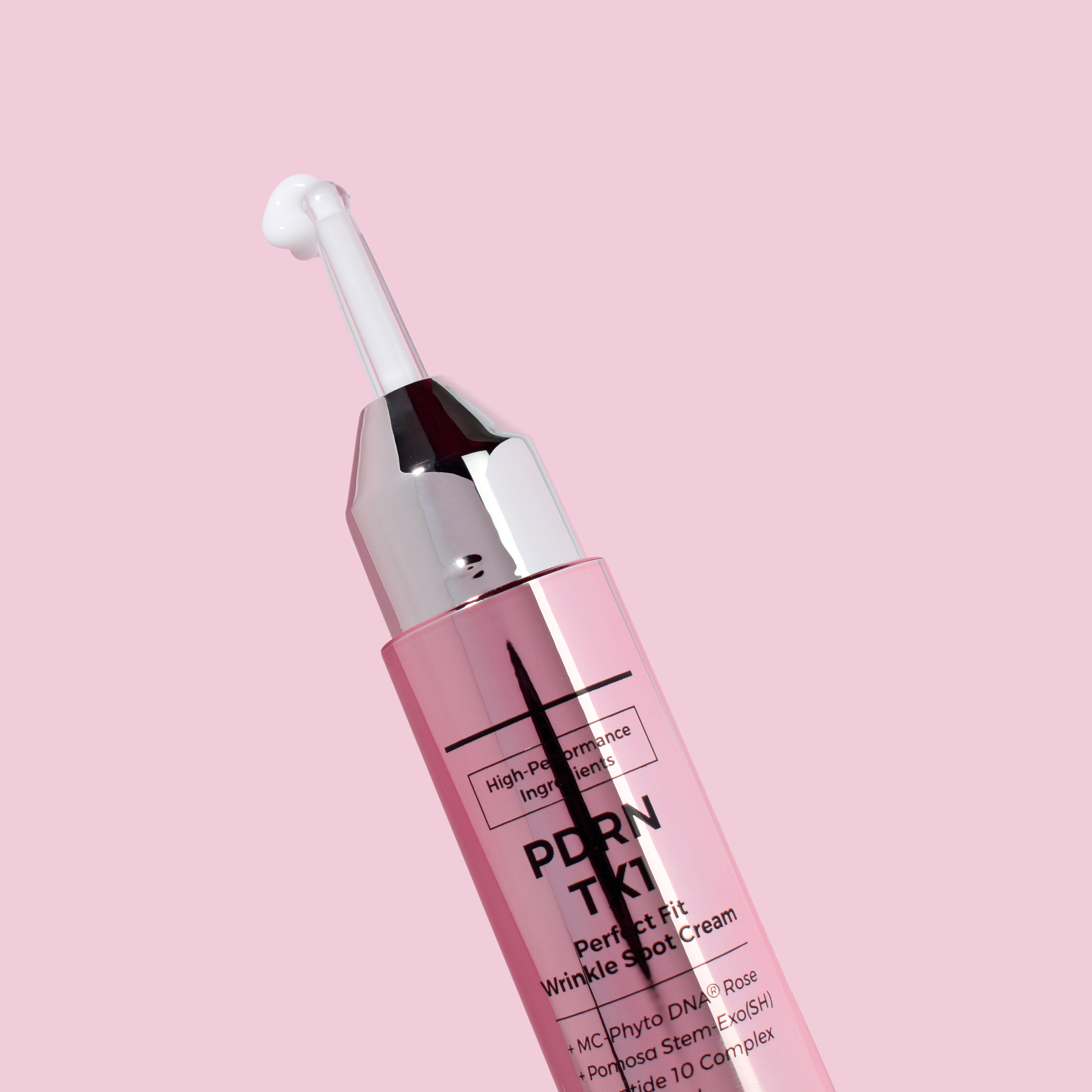 PRETTYSKIN PDRN TX1 PERFECT FIT WRINKLE SPOT CREAM 착용 스타일 - 2