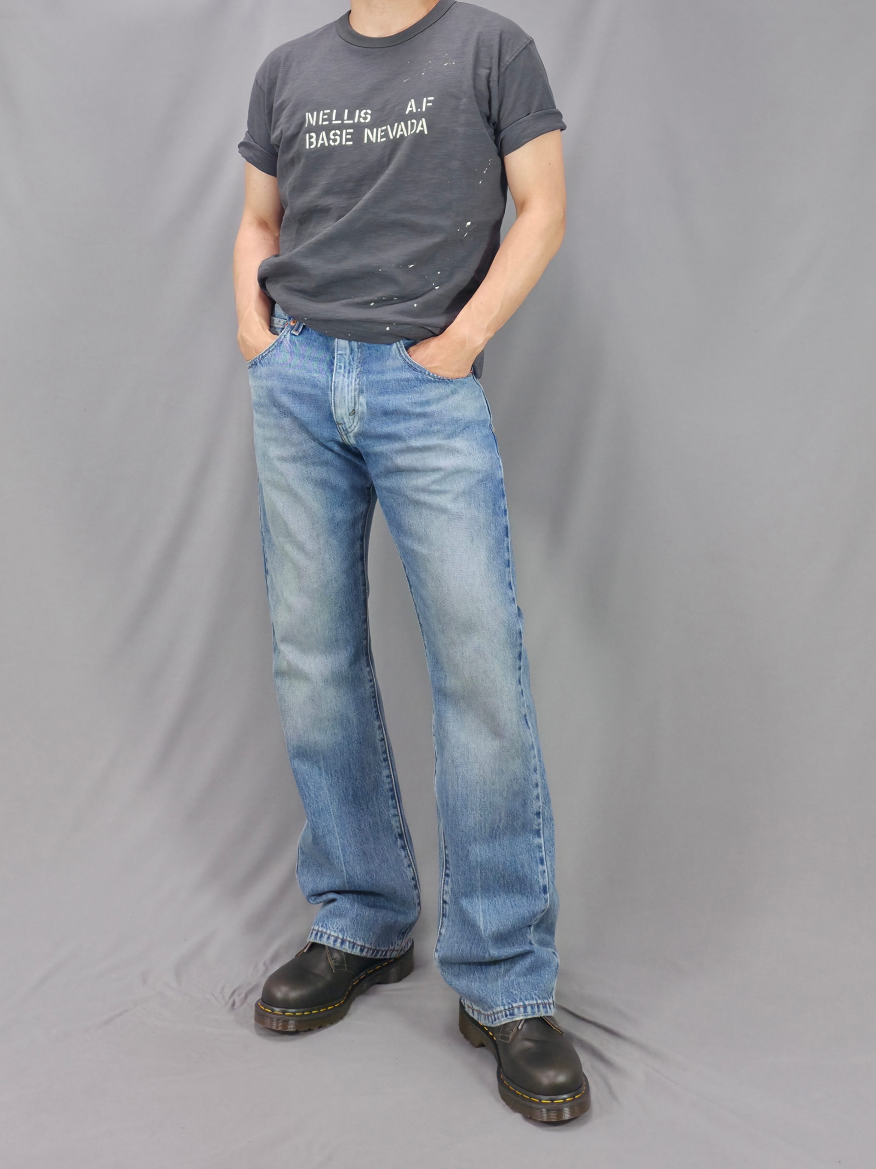 Dr. Martens MIE 1461 Grey 착용 스타일