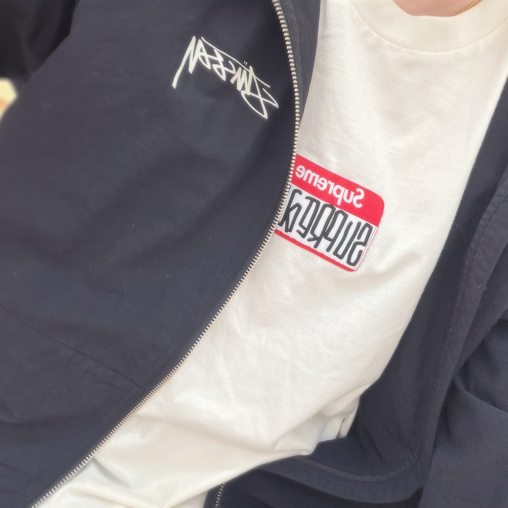 Supreme Gonz Nametag S/S Top Natural - 21FW, Stussy Nylon Beach Shell Jacket Black 착용 스타일 - 1