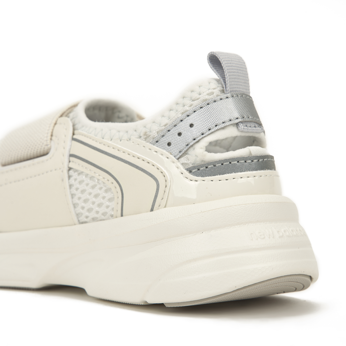 (키즈) 뉴발란스 프리들 X 샌들 클라우드 아이보리((Kids) New Balance Freedle X Sandal Cloud Ivory) - 8