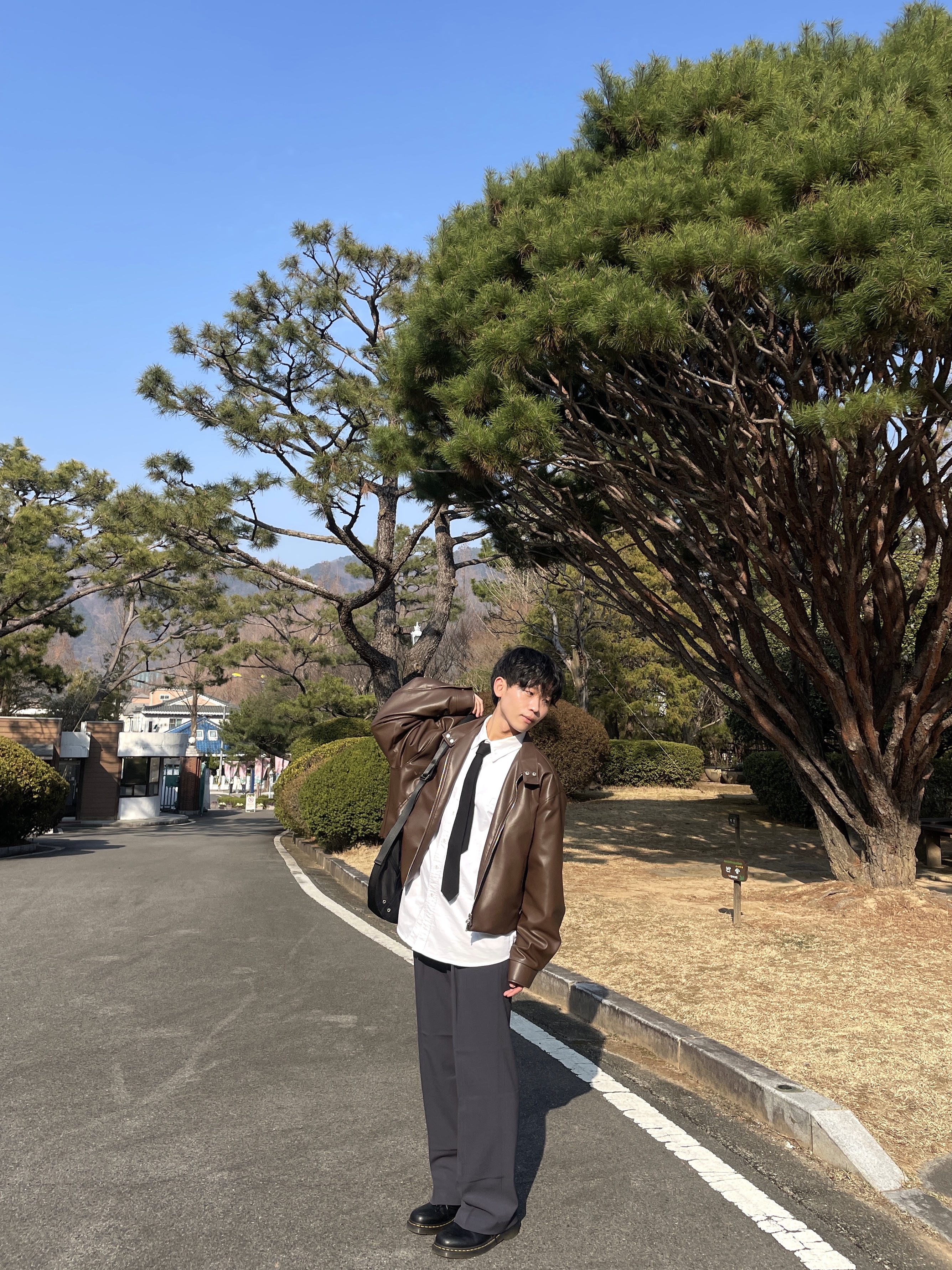 Dr. Martens 1461 Smooth Black 착용 스타일 - 4