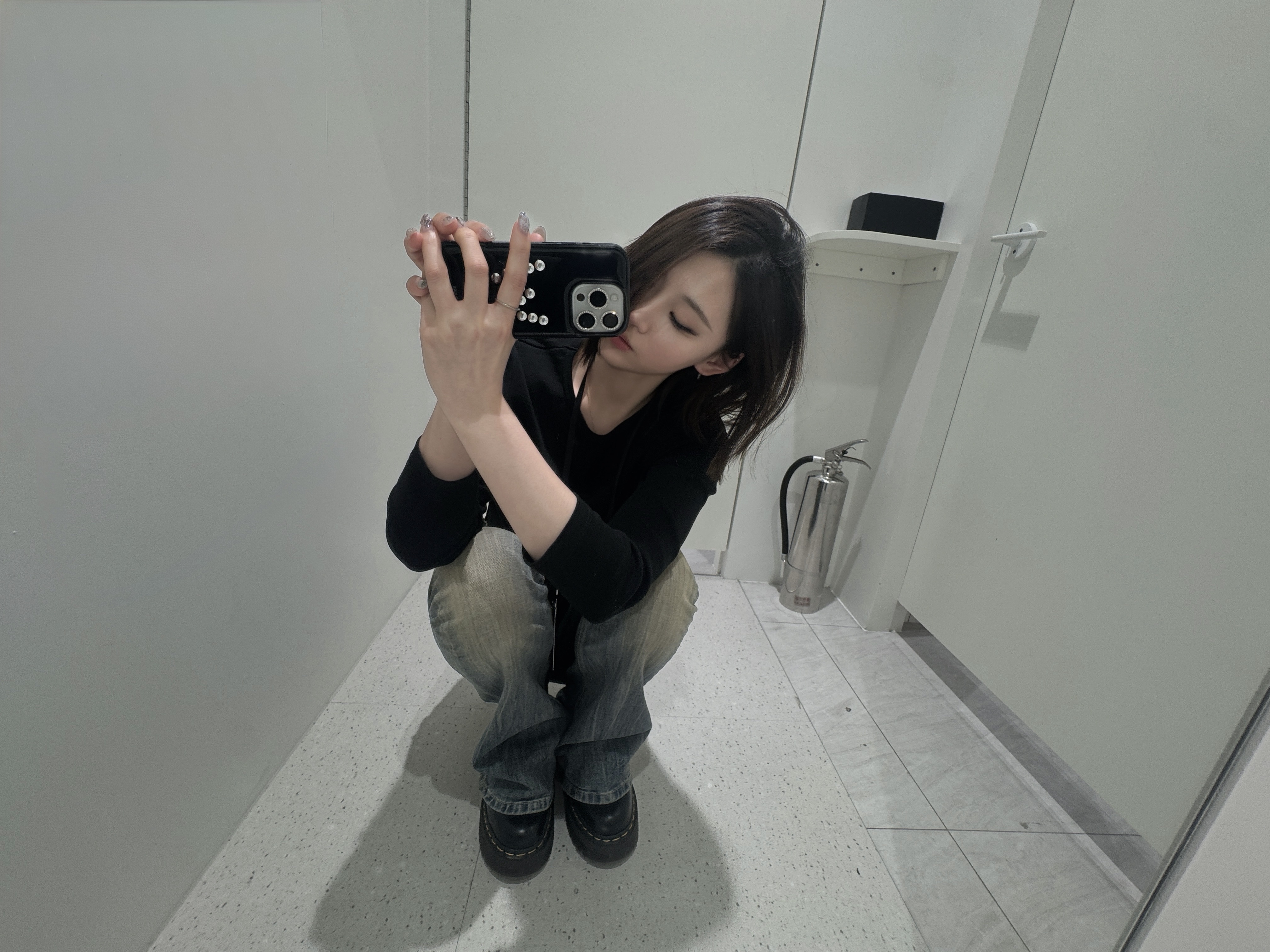 Dr. Martens 1461 Quad Black, (W) Glowny 3/4 G Classic T-Shirt Black 착용 스타일 - 2