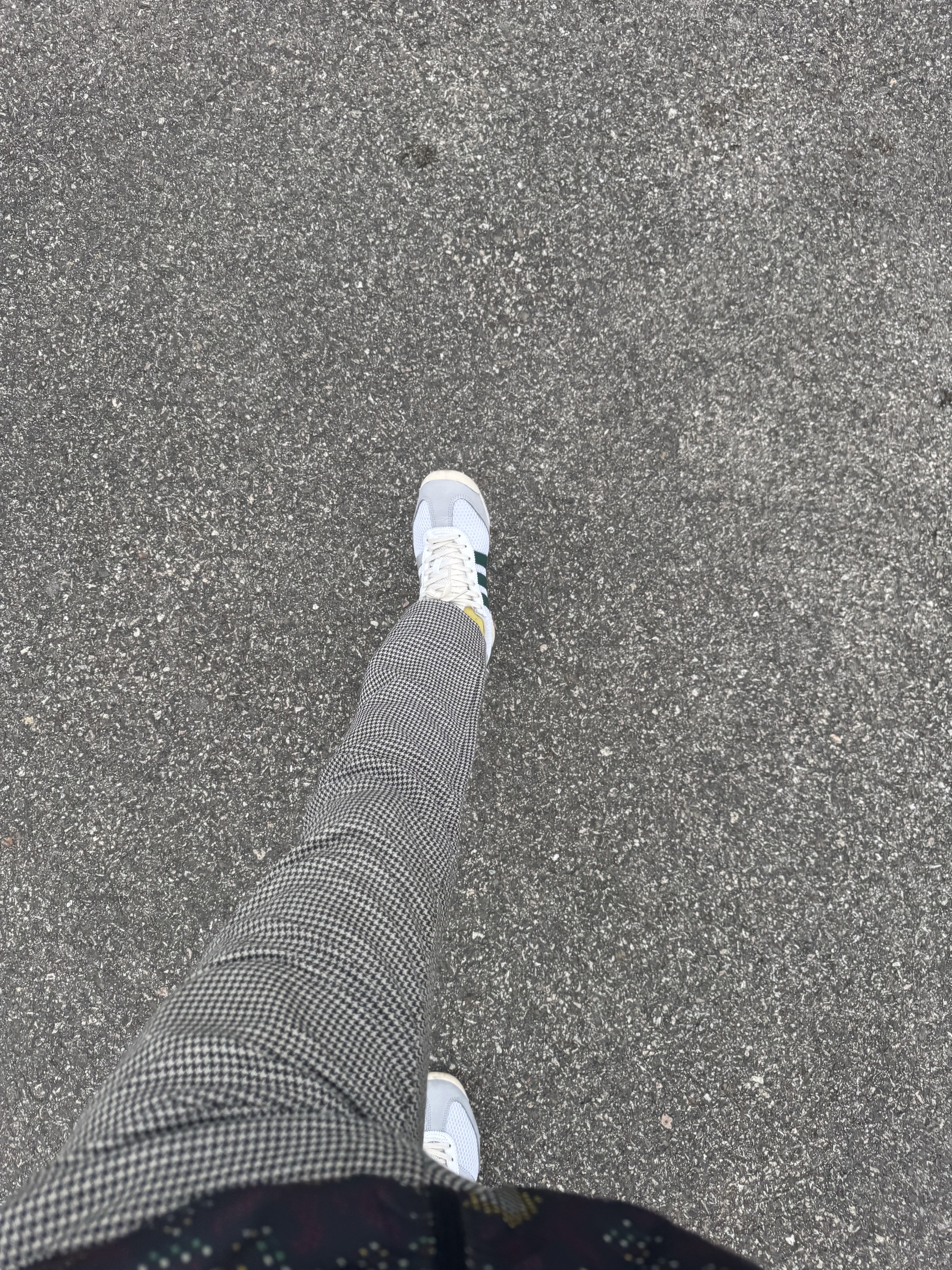 New Balance x Kith 990v3 Made in USA Hallow, New Balance x Kith 993 Made in USA Asteroid 착용 스타일 - 3