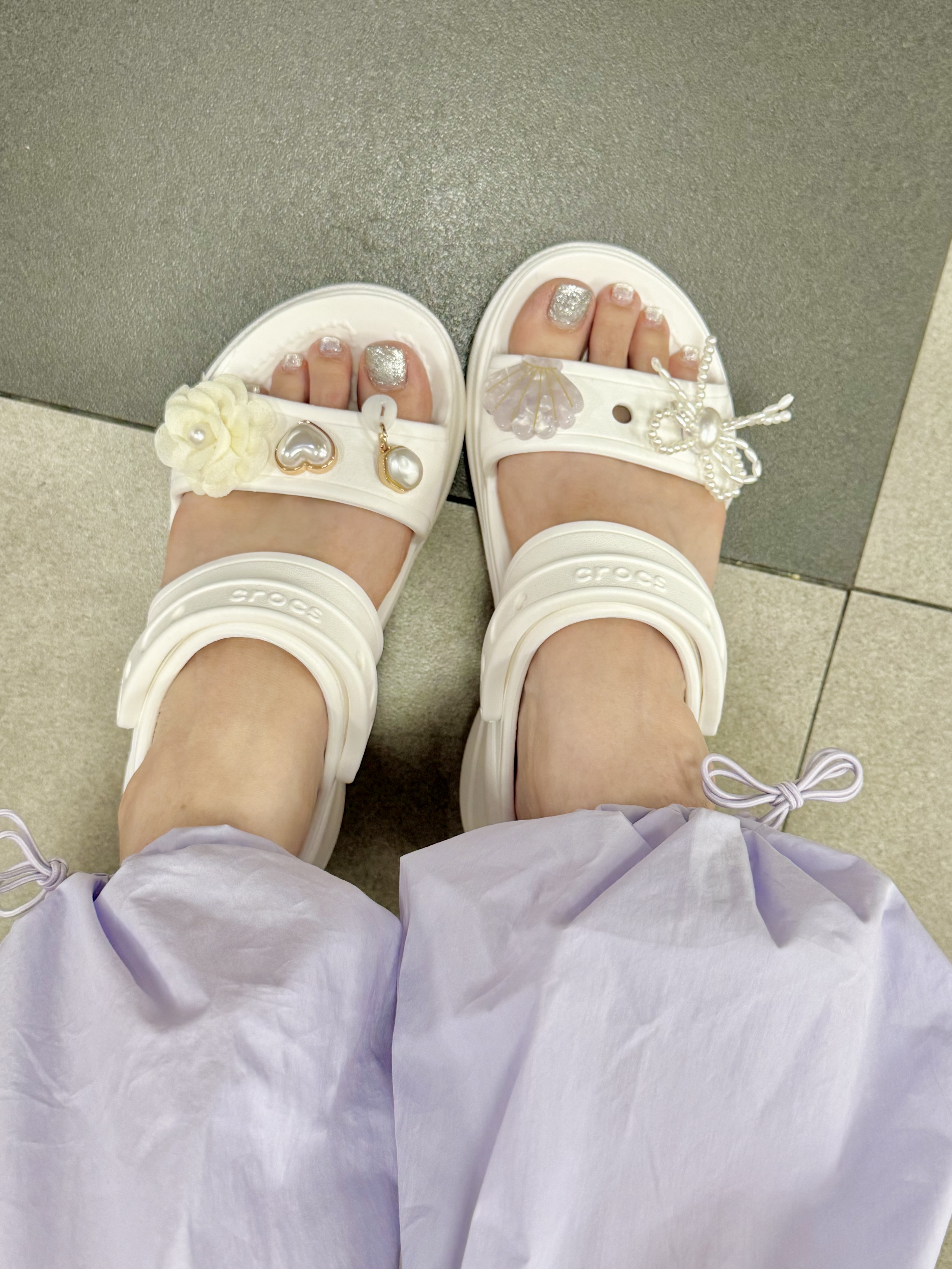 Crocs Classic Crush Sandal Peach, (W) Pandora Moments Open Bangle Sterling Silver 착용 스타일 - 2