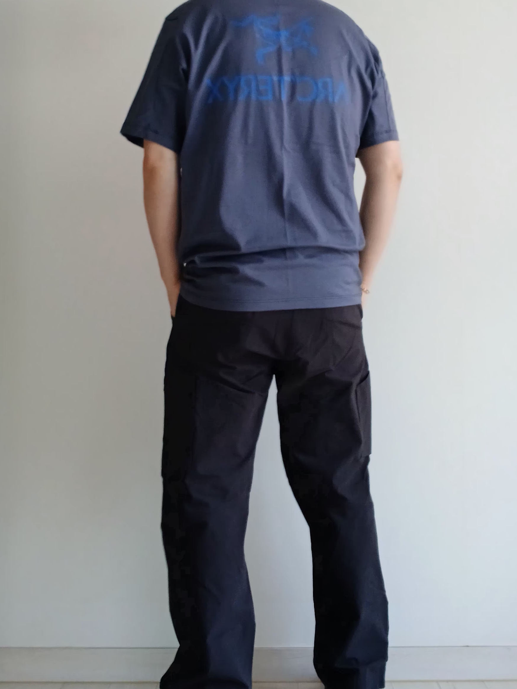 Arc'teryx Small Bird Cap Black, Arc'teryx Cronin Cotton Pants Black 착용 스타일 - 10