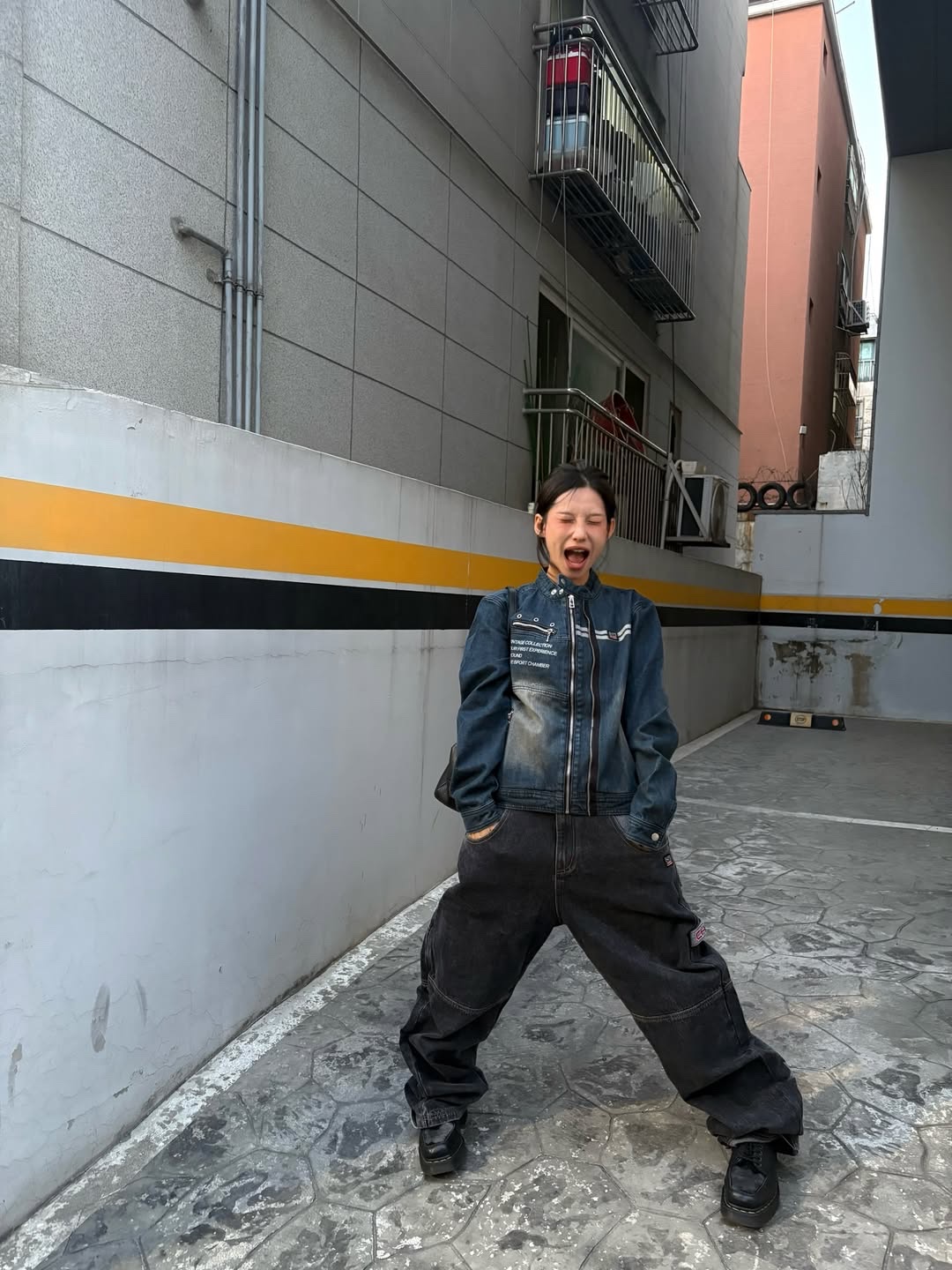 SPORT CHAMBER SC Denim Biker Jacket INDIGO 착용 스타일 - 2