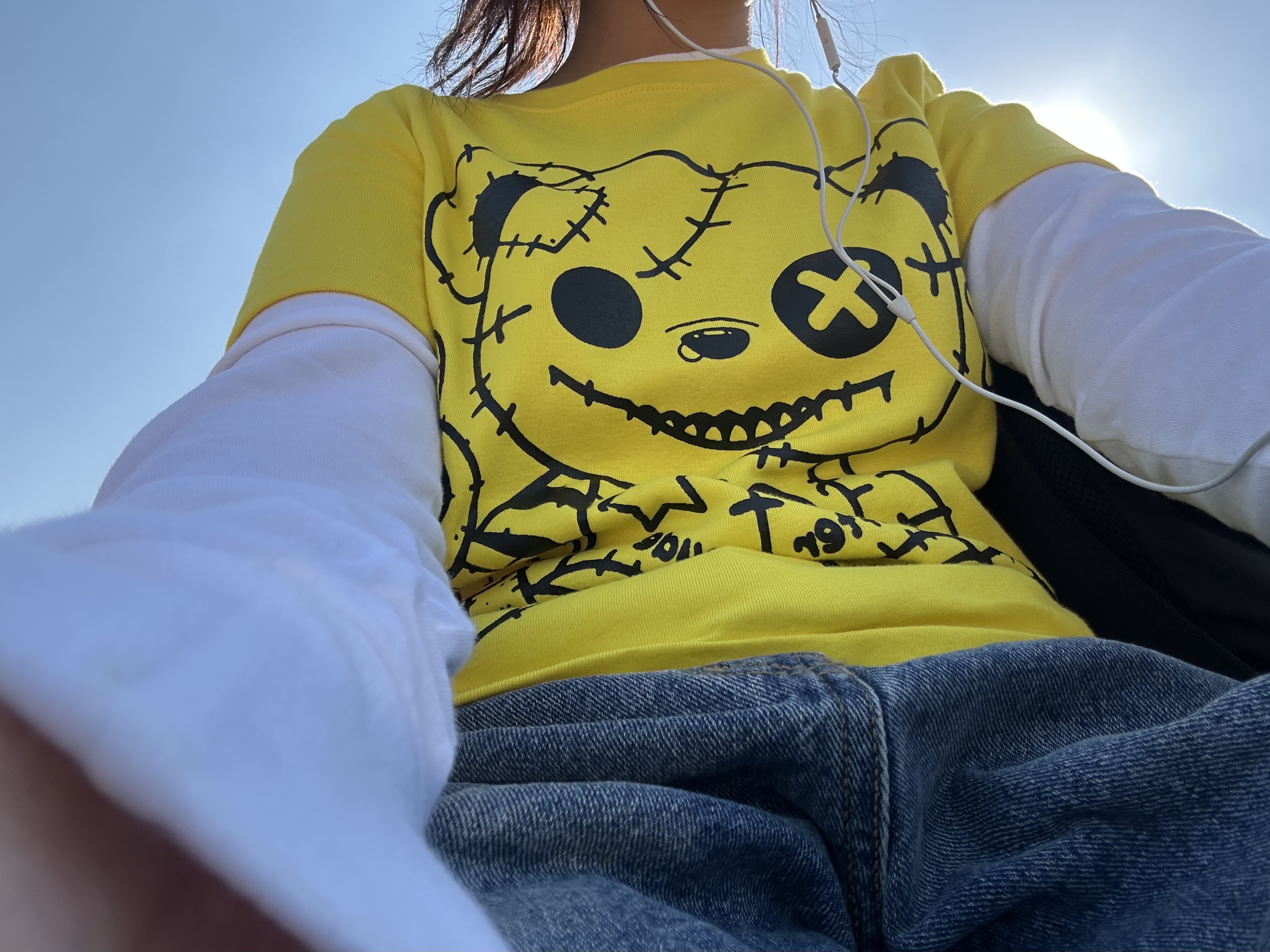 Sansan Gear Washing Denim Pants Blue, Afternude Bad Bear Tee Yellow 착용 스타일 - 4