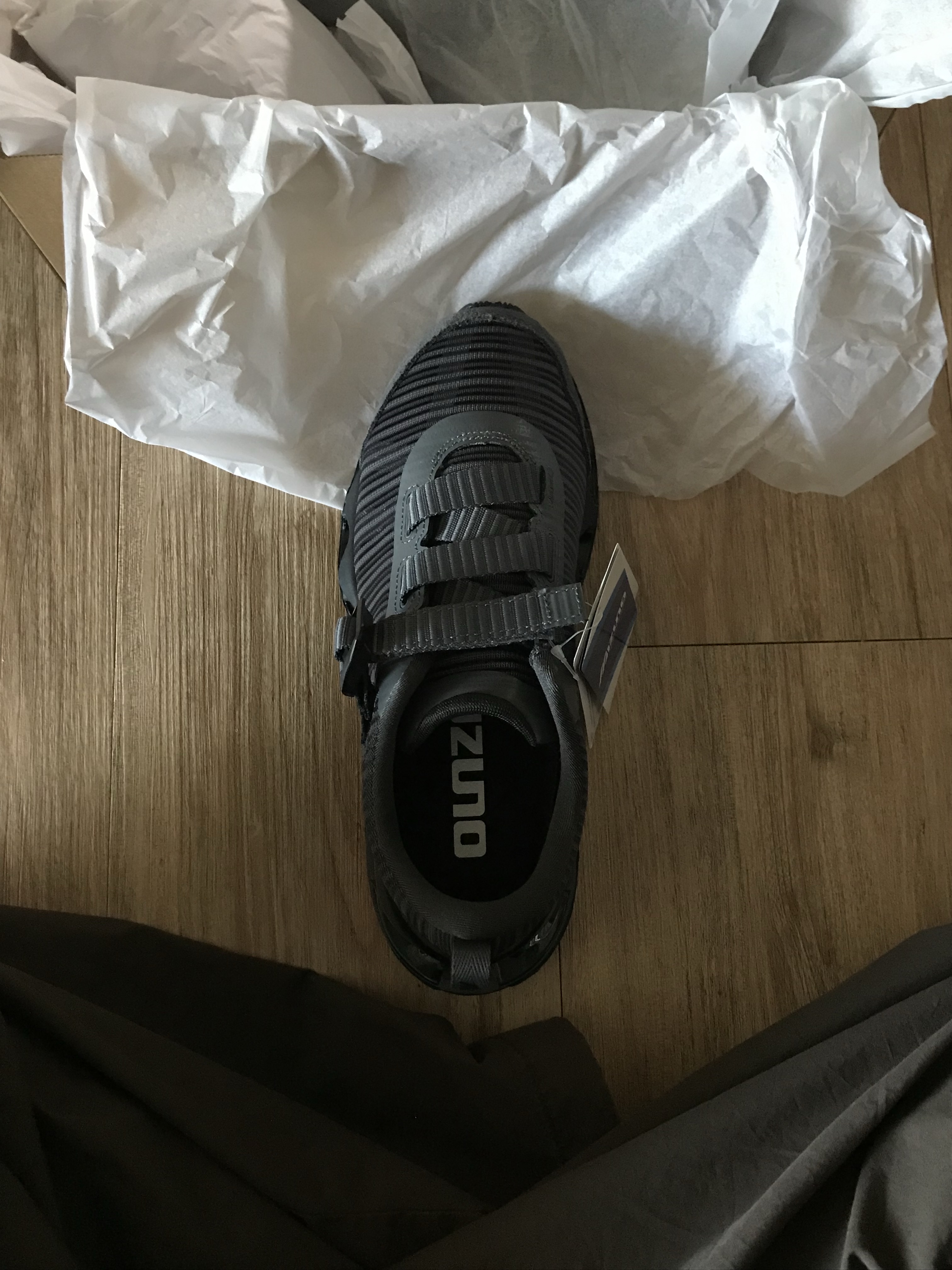 Mizuno Wave Prophecy Strap 2 Iron Gate Black 착용 스타일 - 1