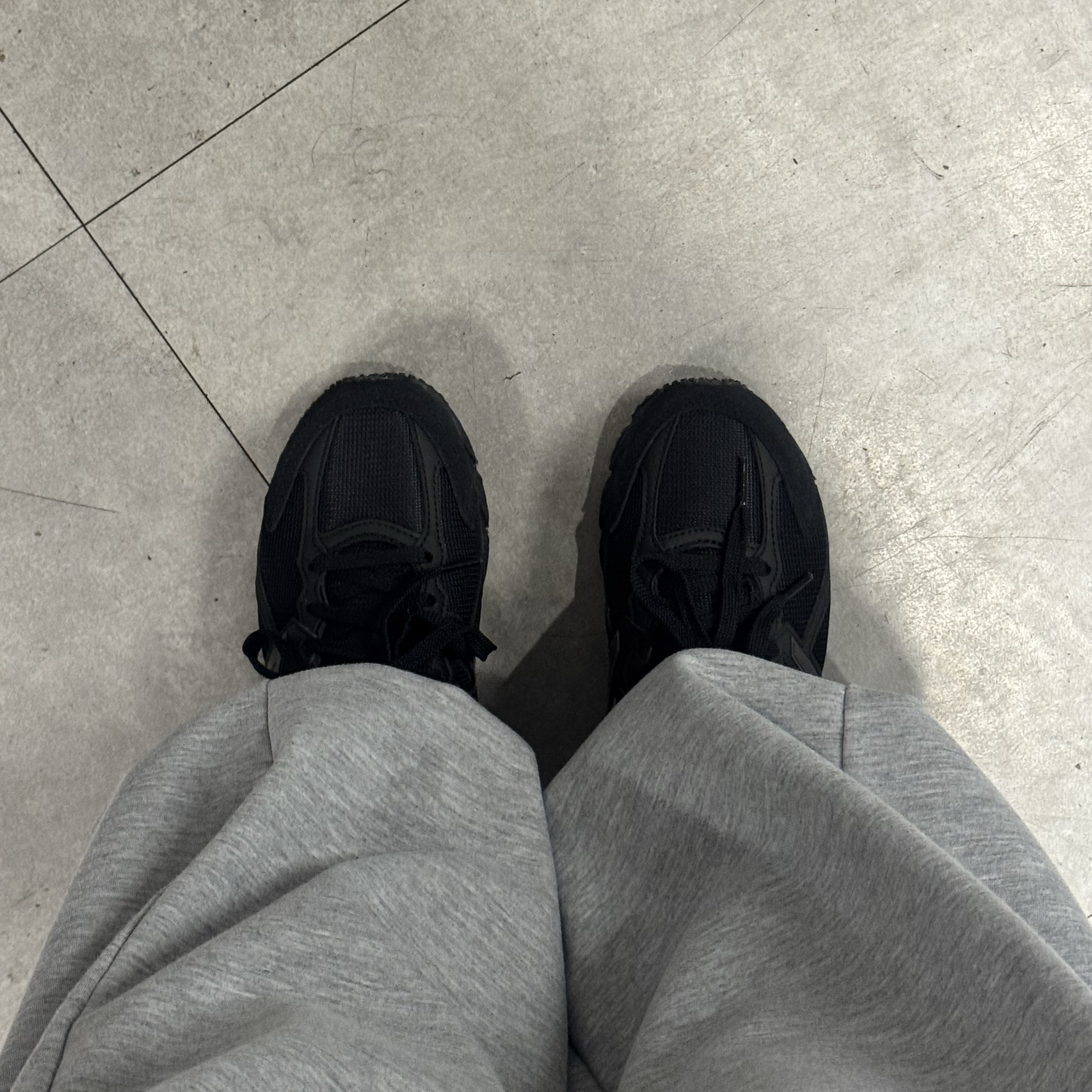 (W) New Balance 480v5 Black - 4E XXWide 착용 스타일 - 1
