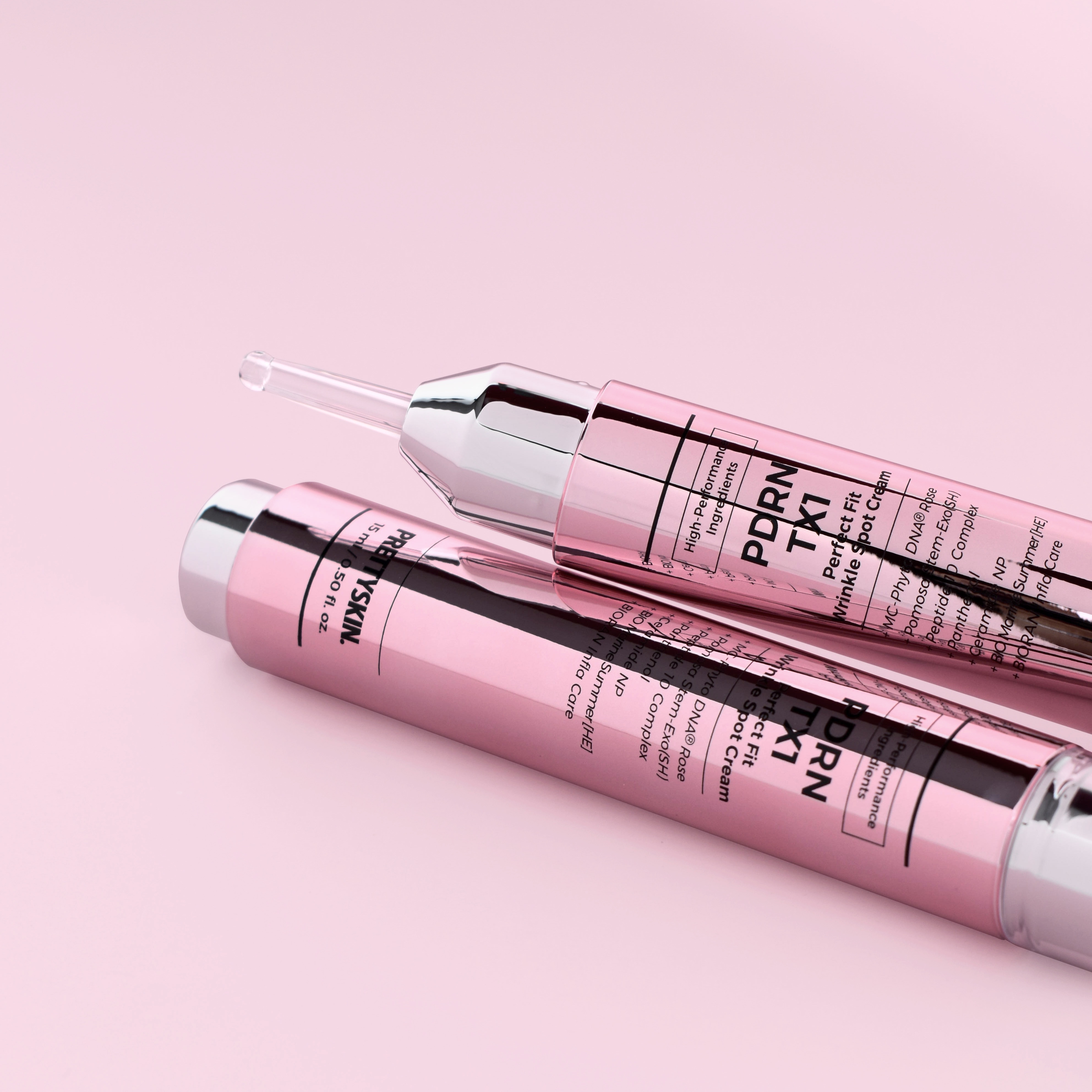 PRETTYSKIN PDRN TX1 PERFECT FIT WRINKLE SPOT CREAM 착용 스타일 - 3