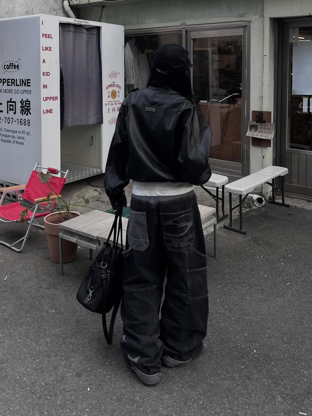 SPORT CHAMBER SC Star Carpenter Denim Pants BLACK 착용 스타일 - 2