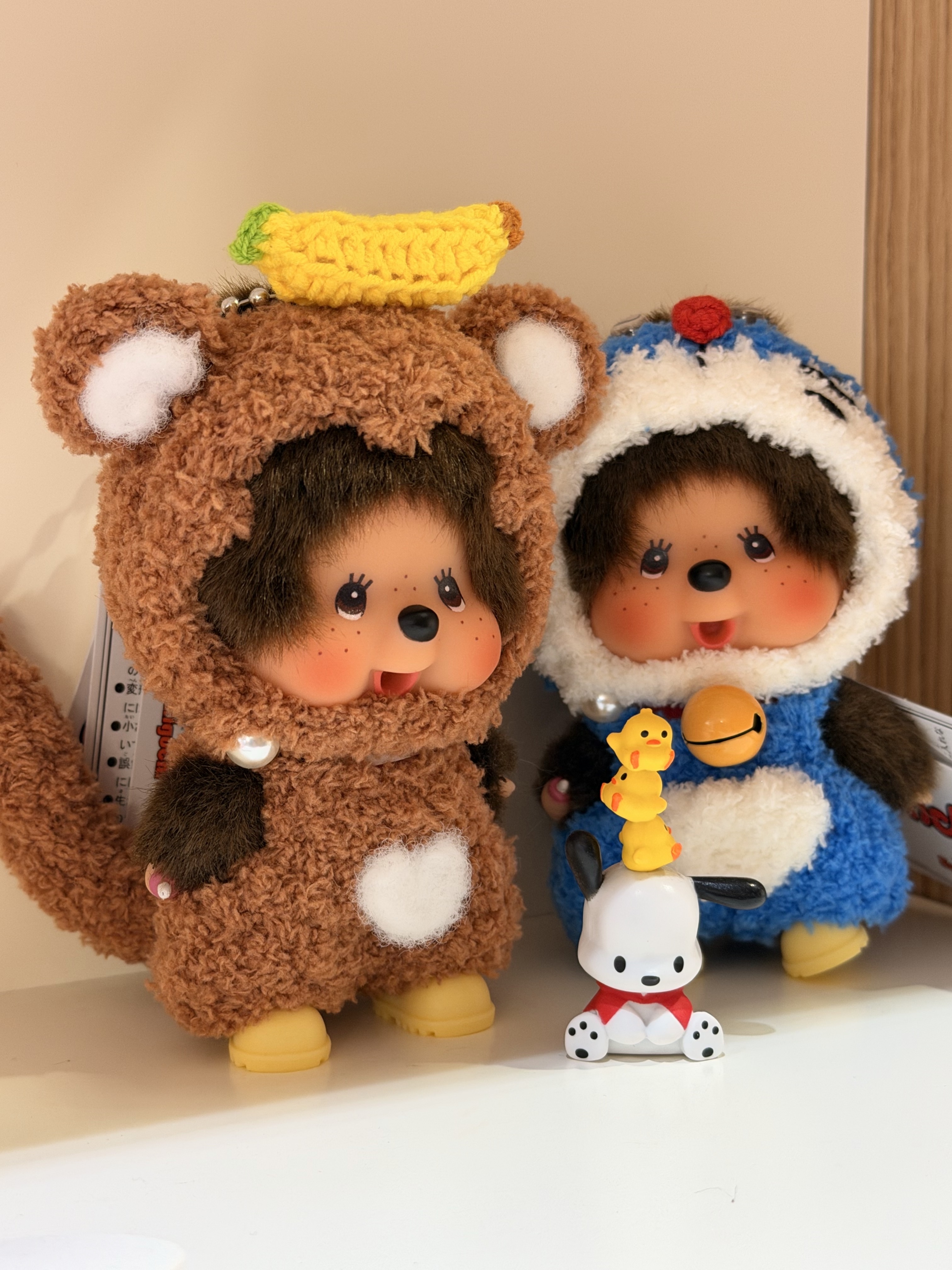 Monchhichi Bighead SS Boy Key Chain Brown, Monchhichi Bighead SS Girl Key Chain Brown 착용 스타일