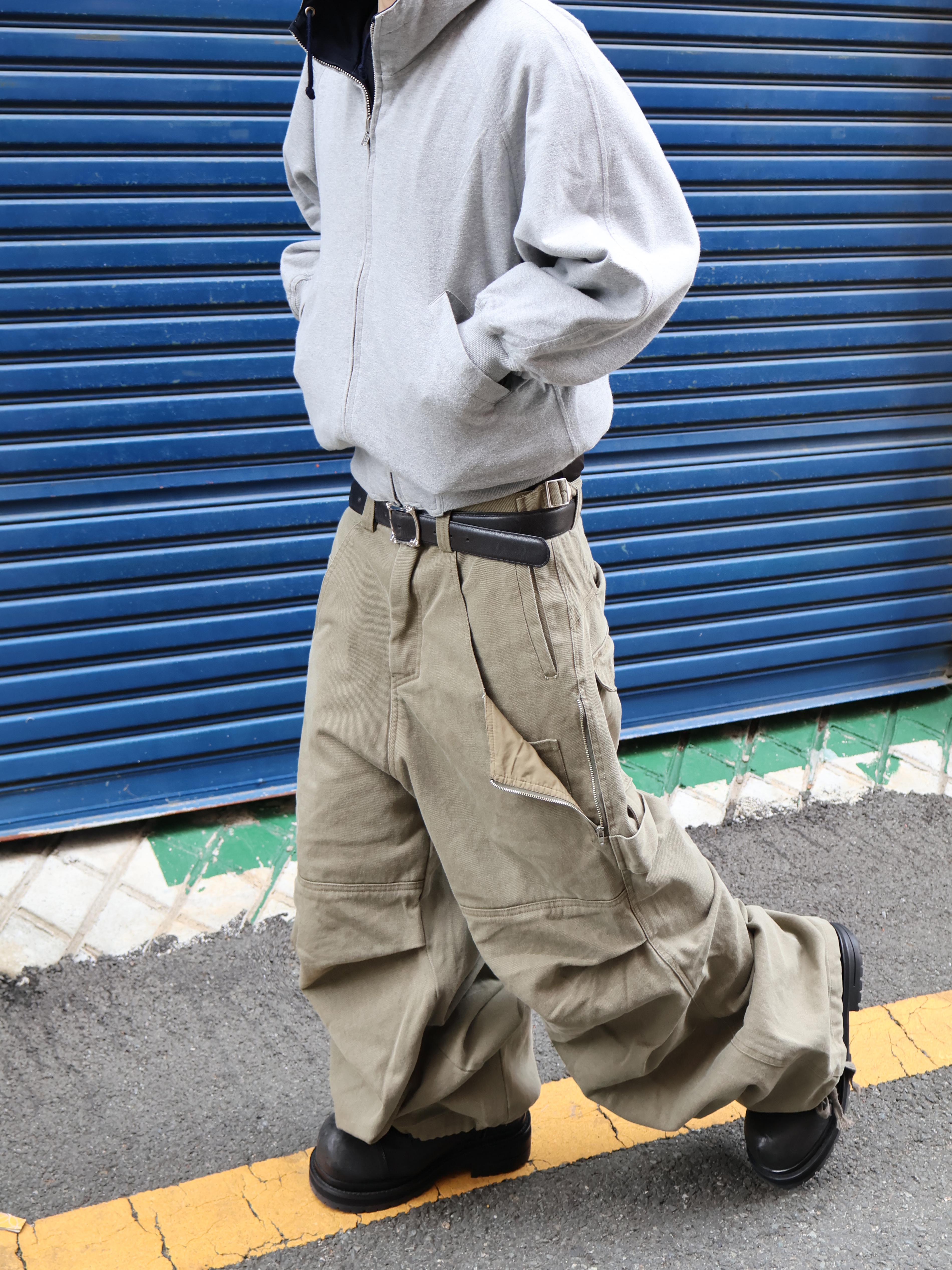 Kamien Ground Pants Washed Khaki, Kamien x MJD Bone Belt Black 착용 스타일