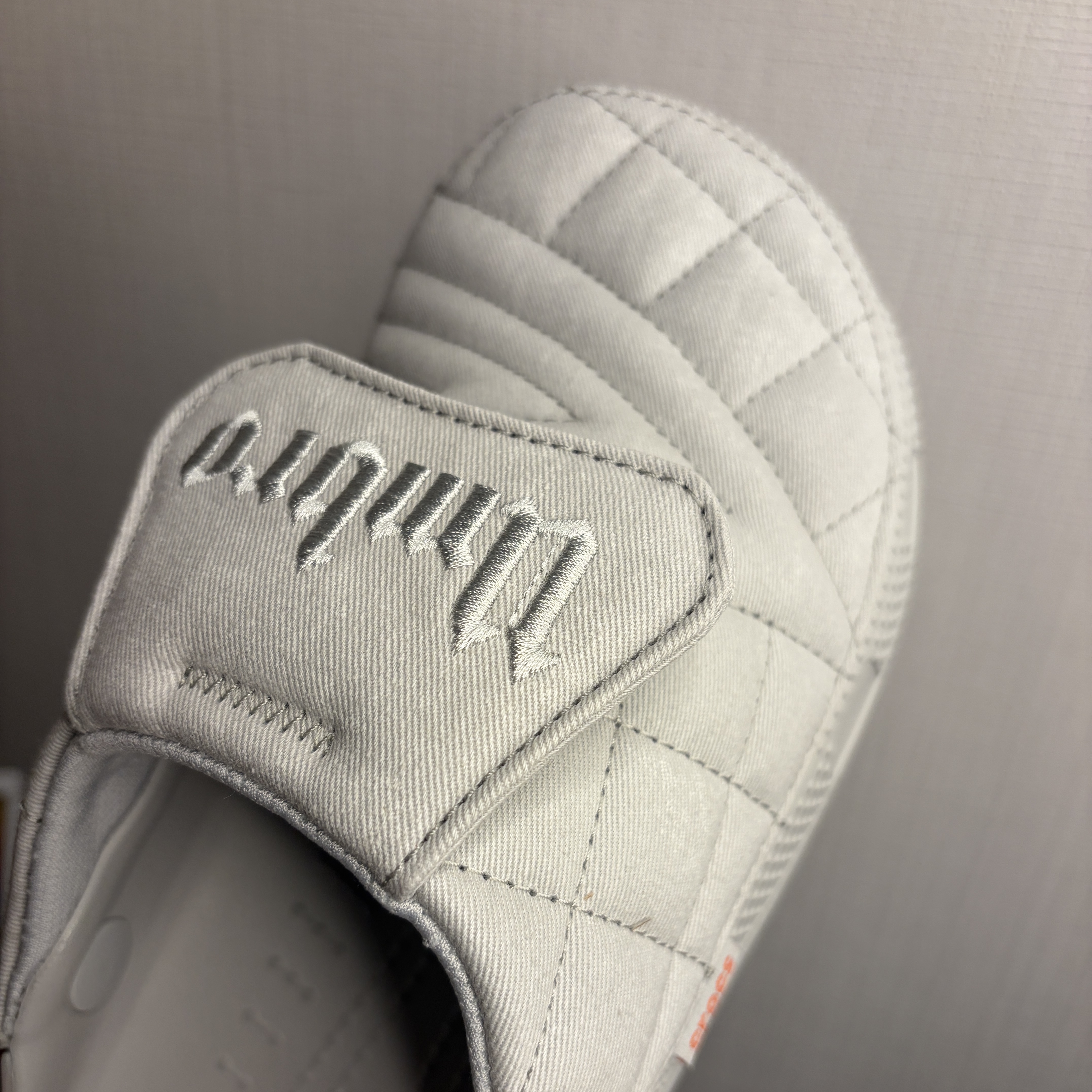 Crocs x Umbro Crafted Clog Atmosphere 착용 스타일