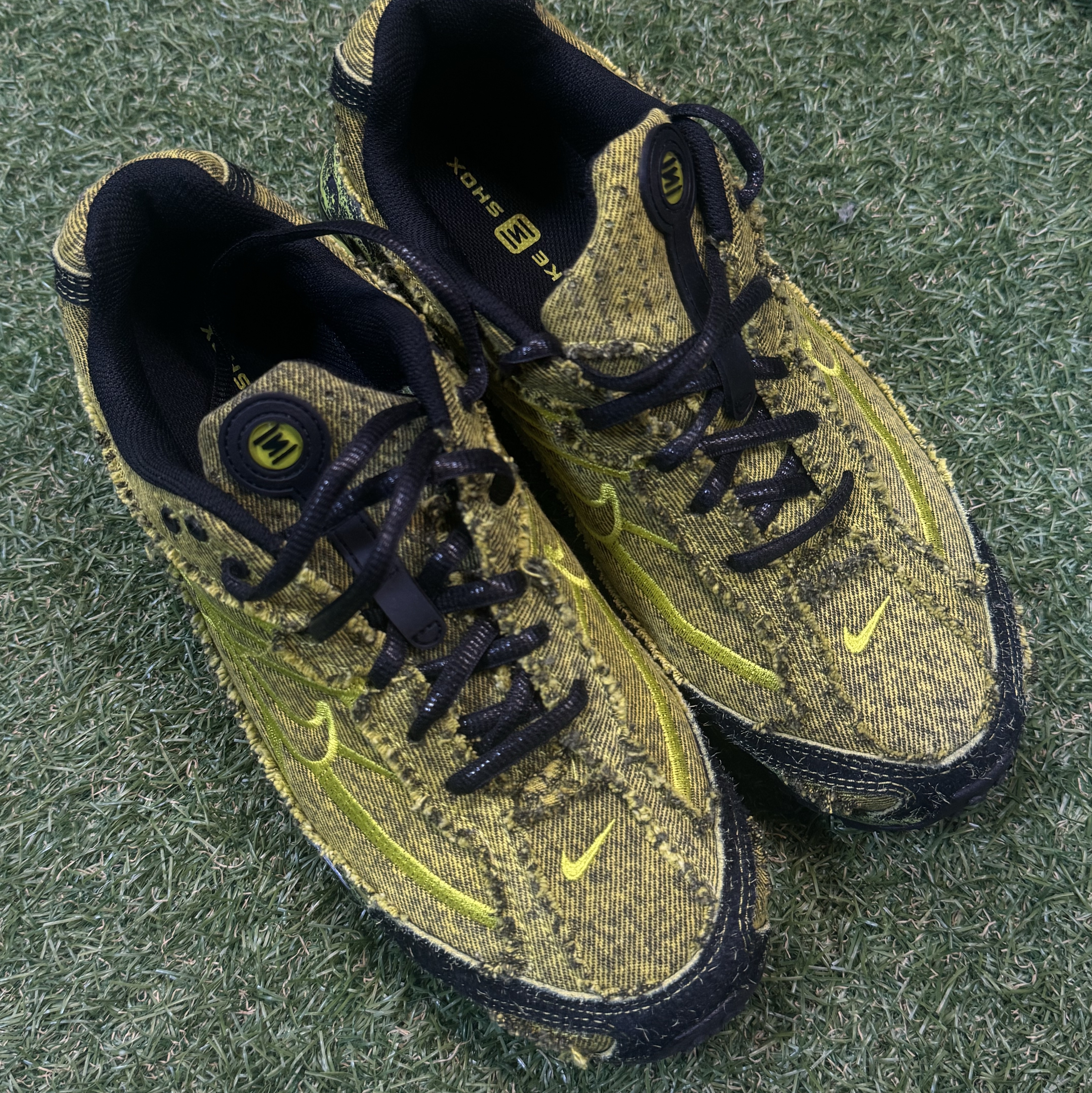 Nike Shox Ride 2 Bright Cactus and Black 착용 스타일 - 2
