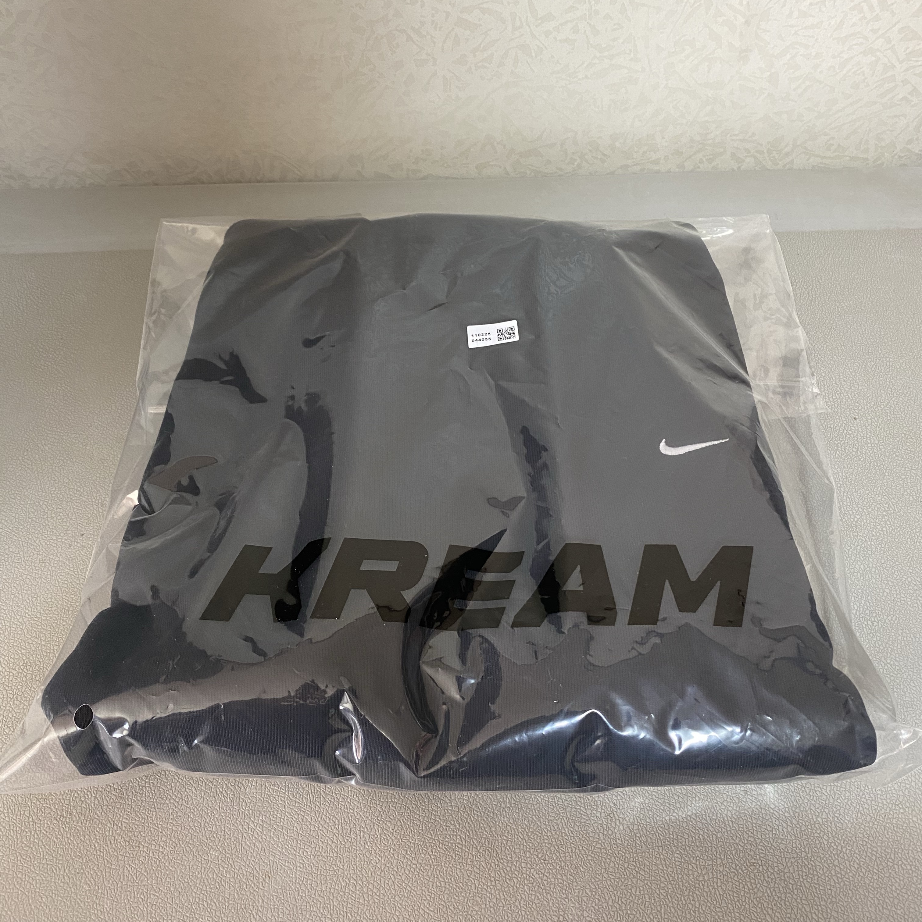 Nike Solo Swoosh Fleece Crew Black - Asia 착용 스타일