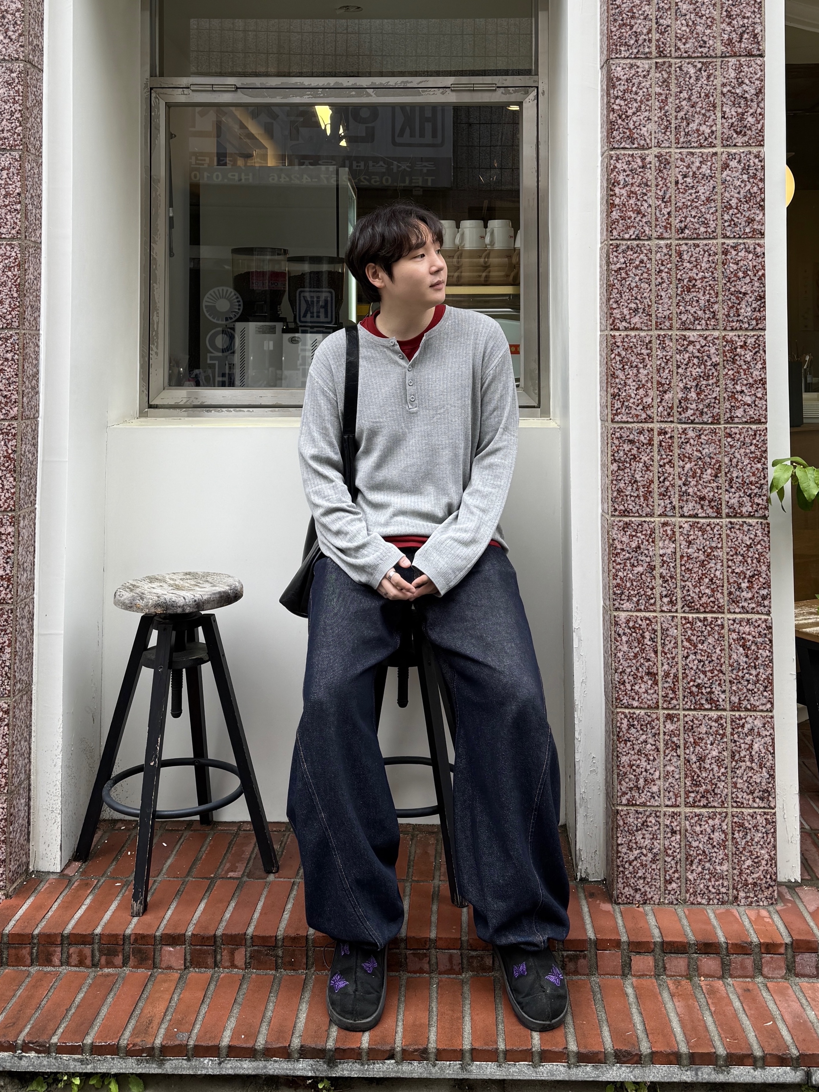 Reebok x Needles Beatnik Moc Core Black Extreme Purple, Waviness Western Boots Graphic T-Shirts Burgundy 착용 스타일 - 1