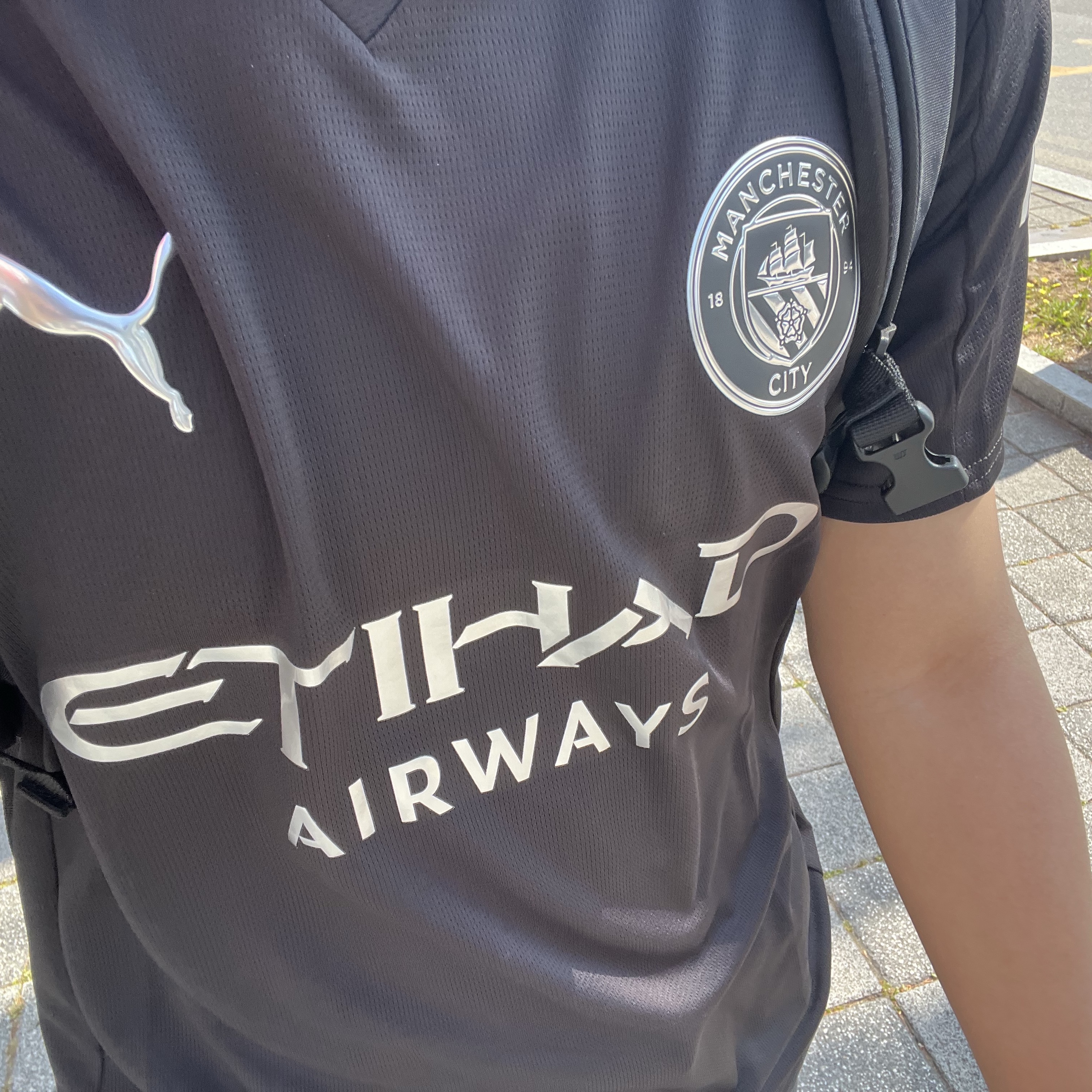 Puma Manchester City 2025/26 Away Replica Jersey Black (Non Marking Ver.) 착용 스타일