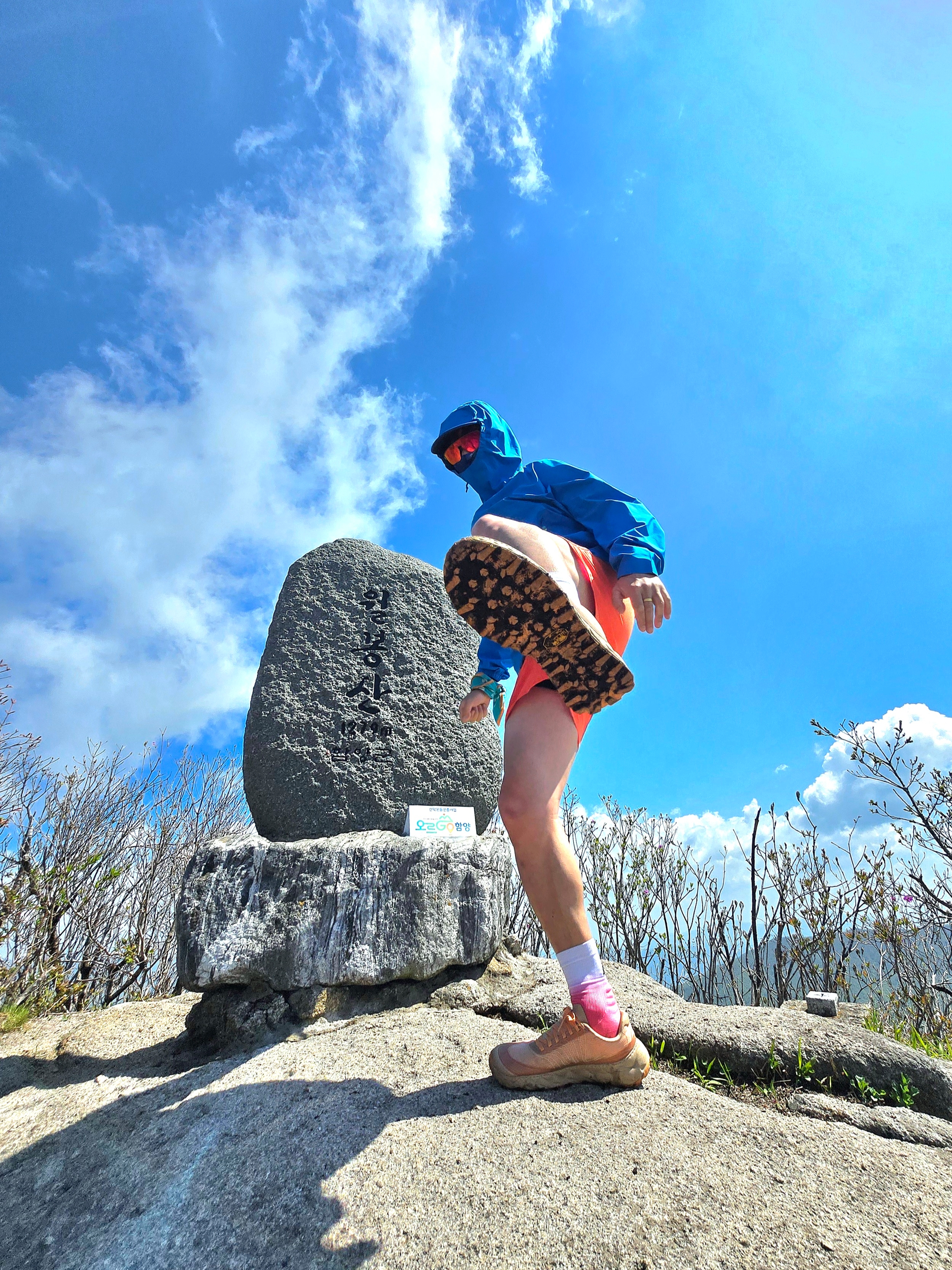 Nike ACG Storm-Fit ADV Cascade Rains Full Zip Jacket Light Photo Blue Summit White - Asia 착용 스타일