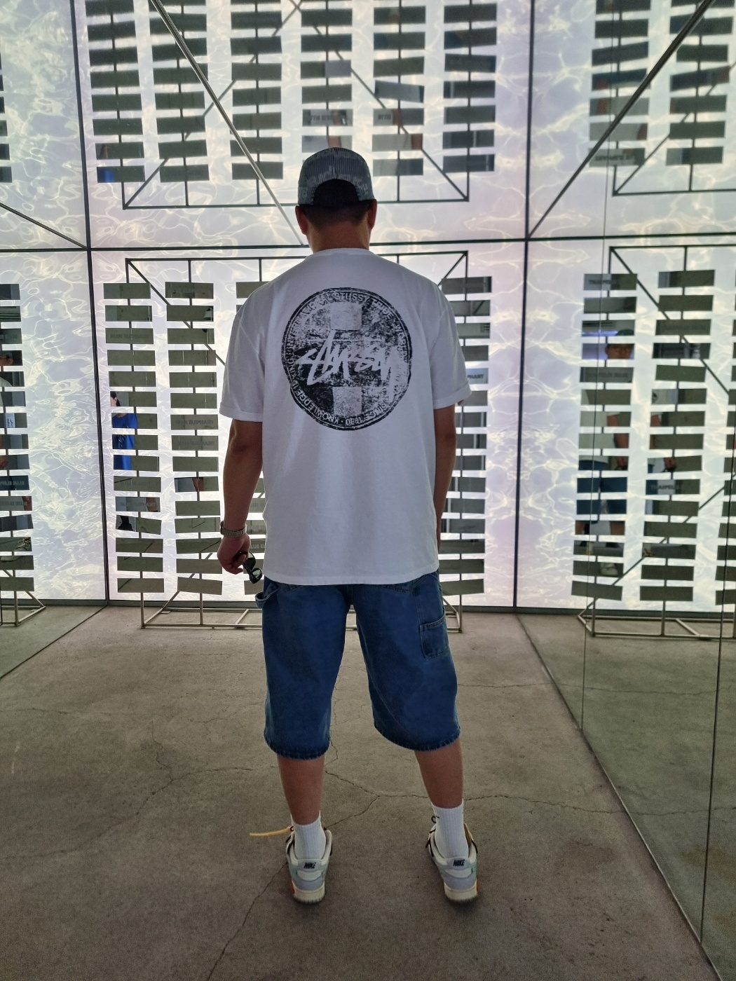 Supreme Denim Camp Cap Stripe - 24SS, Stussy Dot Stamp T-Shirt White 착용 스타일