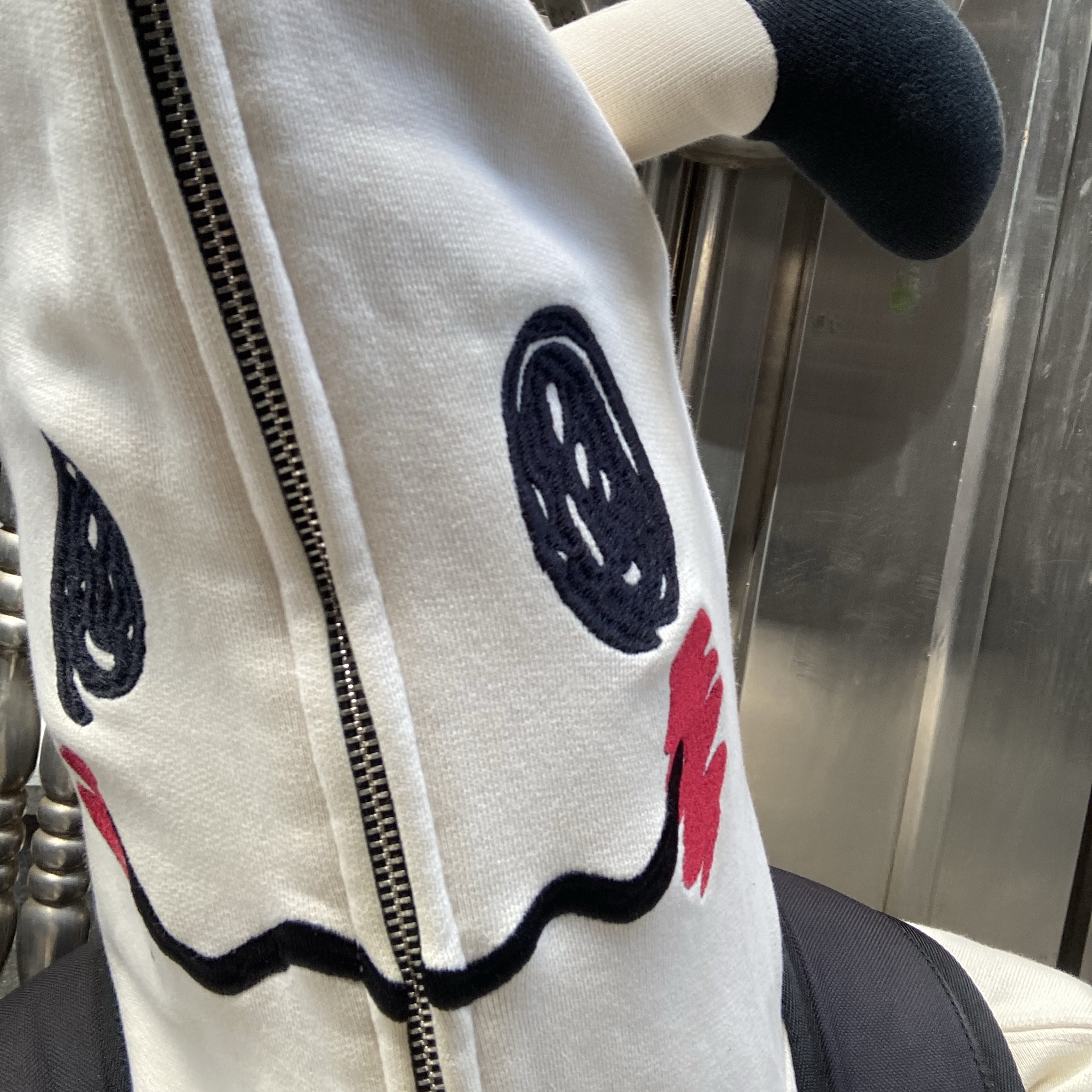 Kakazzy Full Zip Hoodie Pokemon Mimikyu Light Khaki 착용 스타일