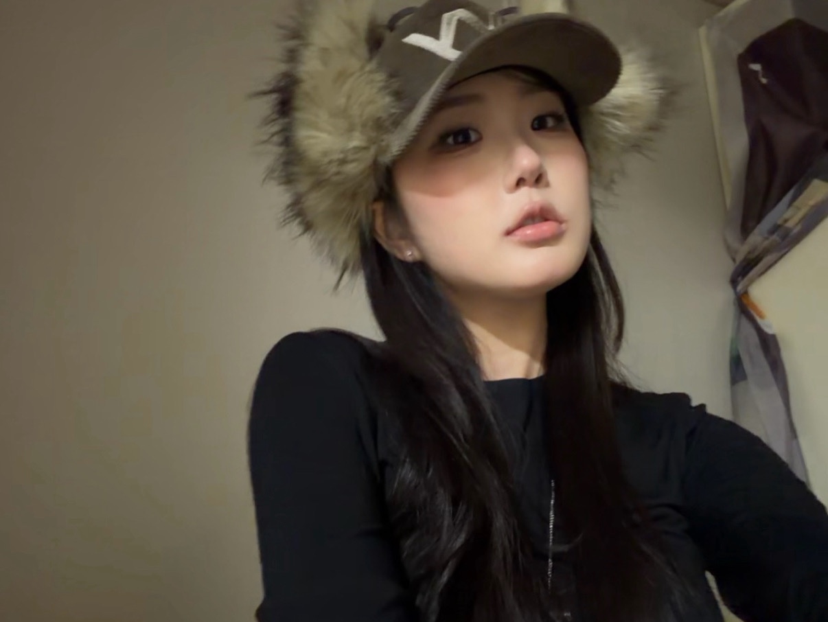 Open Yy Faux Fur Corduroy Earflap Cap Khaki 착용 스타일 - 1