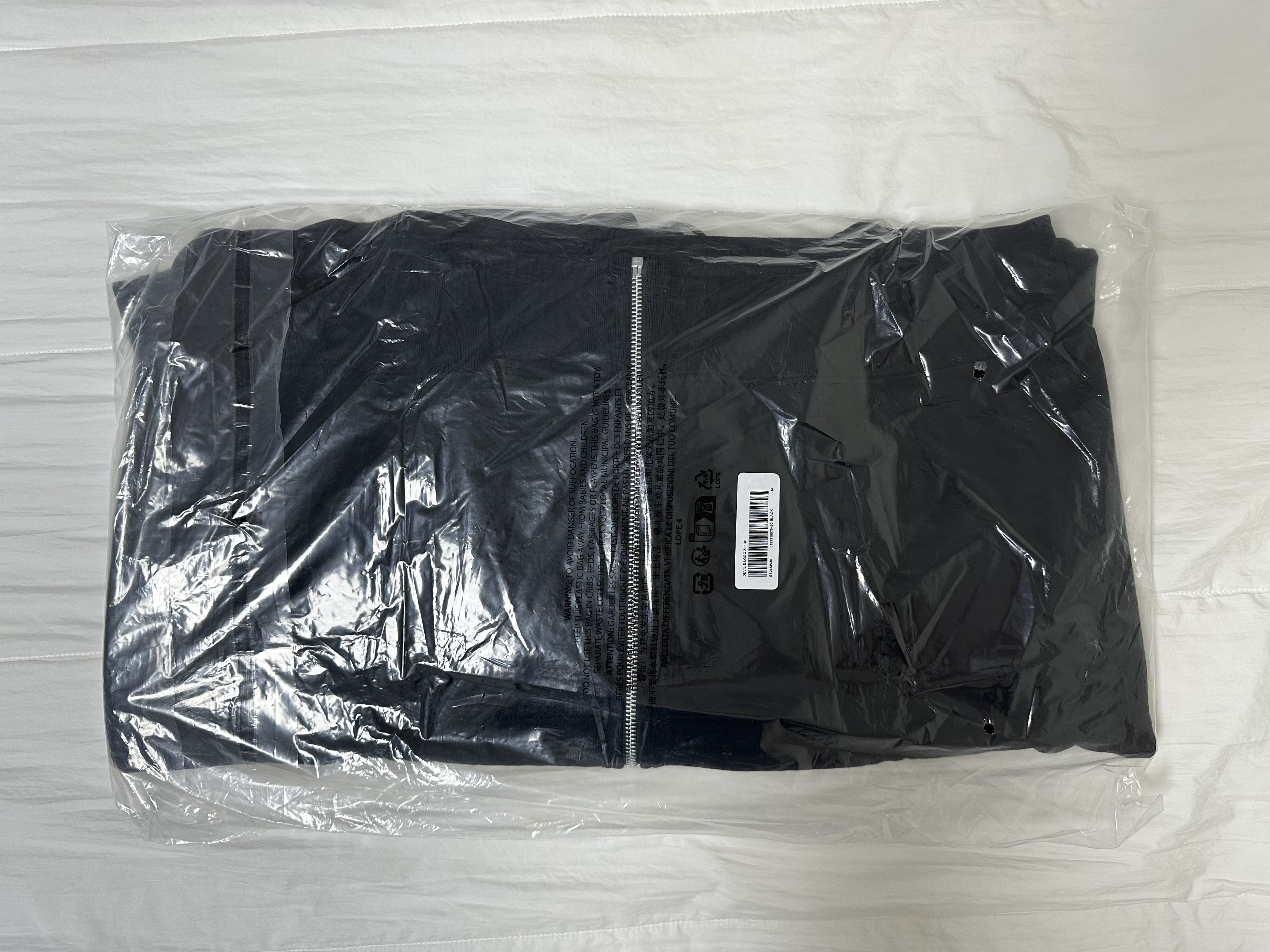 Supreme Devil S Logo Zip Up Hooded Sweatshirt Black - 26SS 착용 스타일 - 2