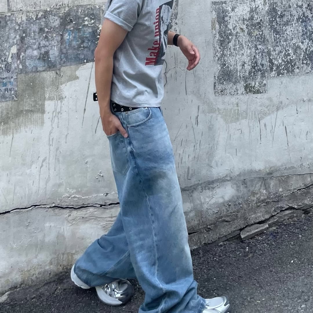 AMOU Trouble Half T-Shirts Gray 착용 스타일 - 4