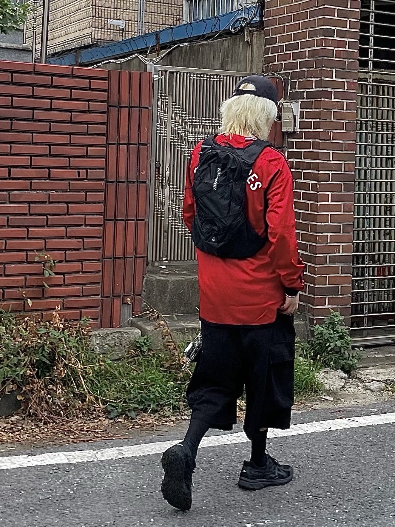 The North Face GTX Light Ball Cap Black - 26SS, Oakley Eye Jacket Redux Matte Black Frame Prizm Grey Lenses High Bridge Fit 착용 스타일 - 5