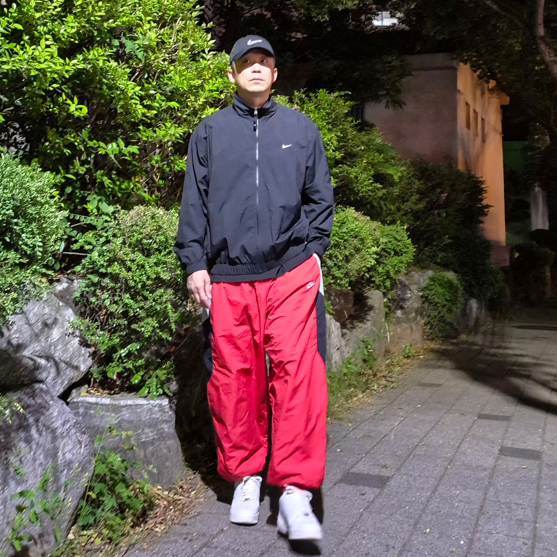 Nike Club Oversized Woven Track Pants University Red - Asia, Nike Air Force 1 '07 Low White 착용 스타일 - 3