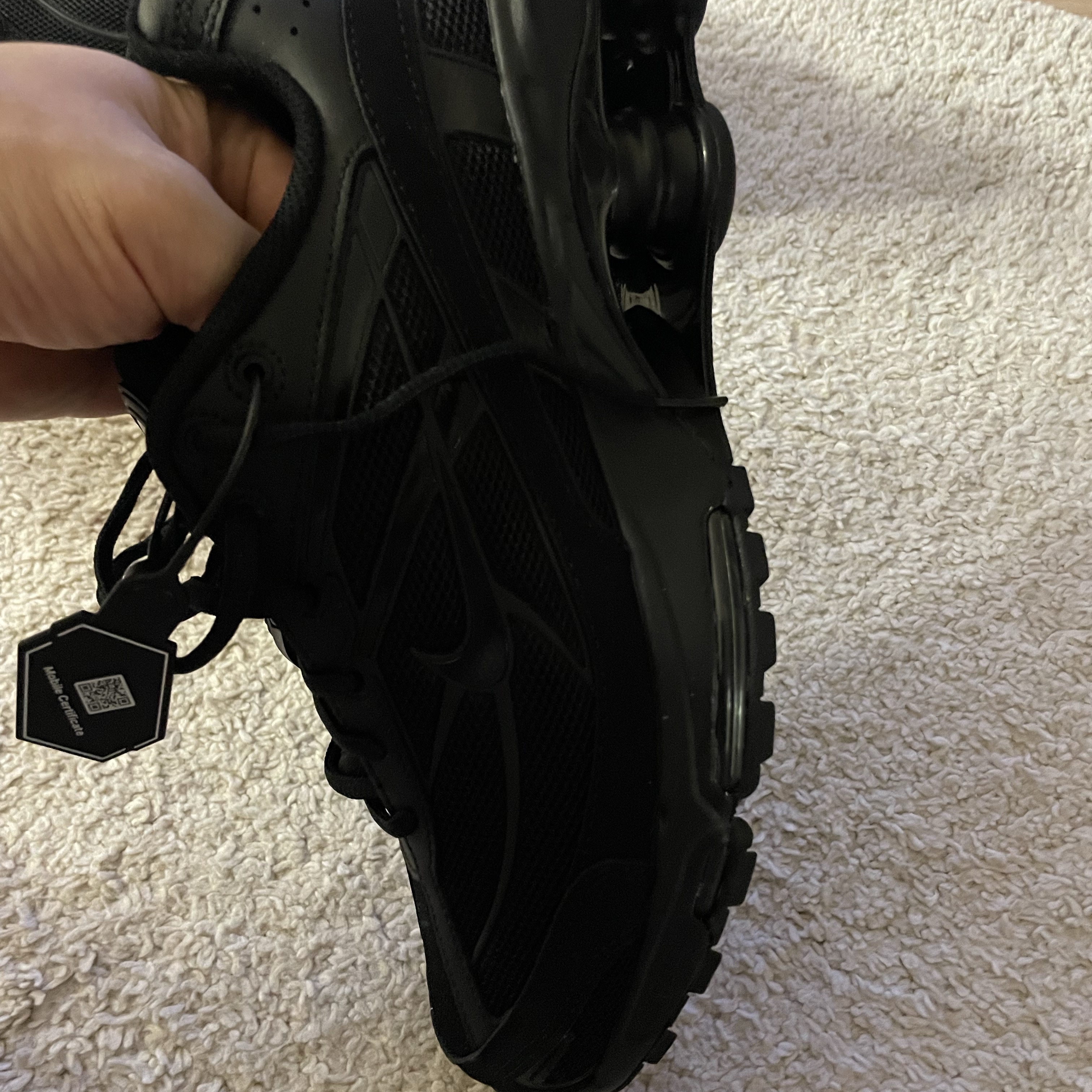 Nike Shox Ride 2 Black 착용 스타일 - 2