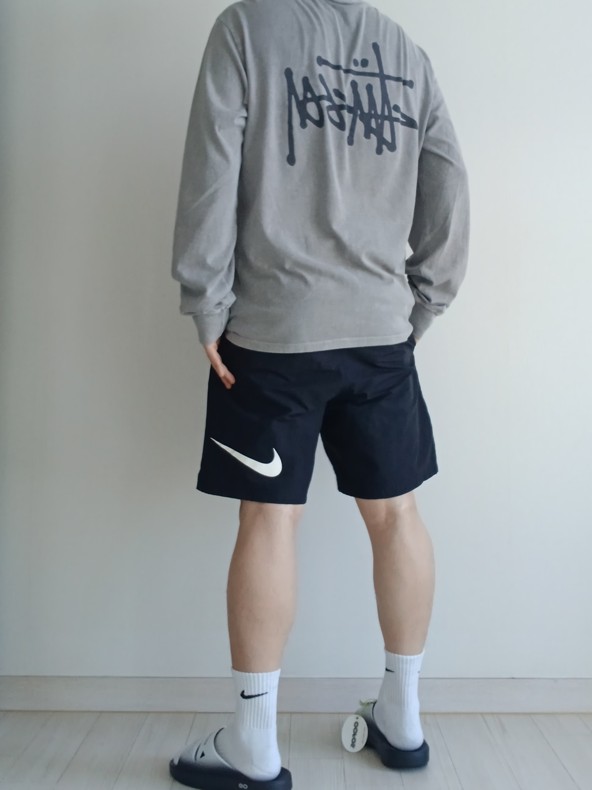 Stussy Basic Stussy Pigment Dyed LS T-Shirt Grey 2022, Nike x Stussy Shorts Black (FJ9167-010) 착용 스타일 - 8