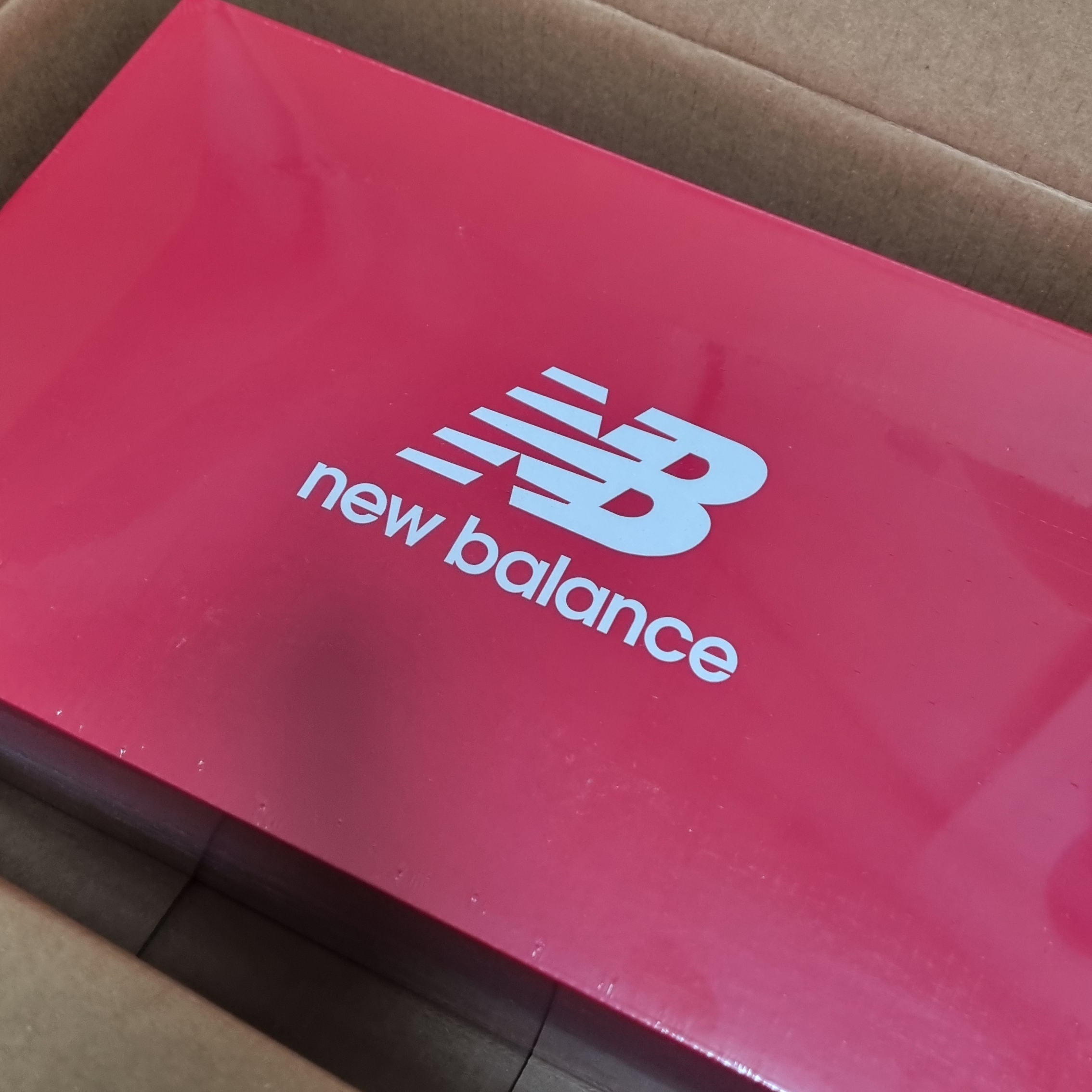 New Balance 410v5 Trail Beige - 2E Wide 착용 스타일 - 2