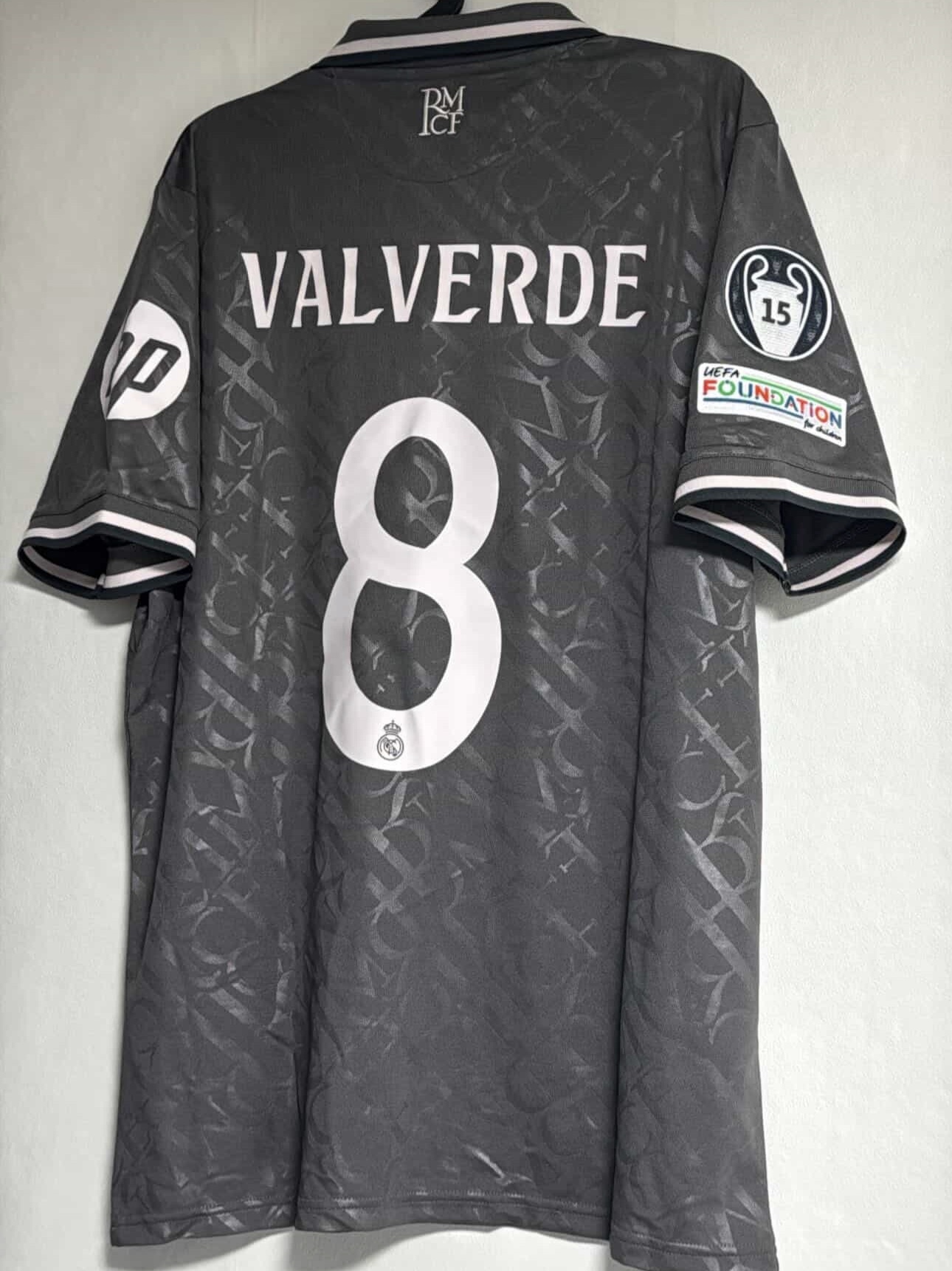 Adidas Real Madrid 2024/25 3rd Jersey Charcoal - KR Sizing (Non Marking Ver.) 착용 스타일