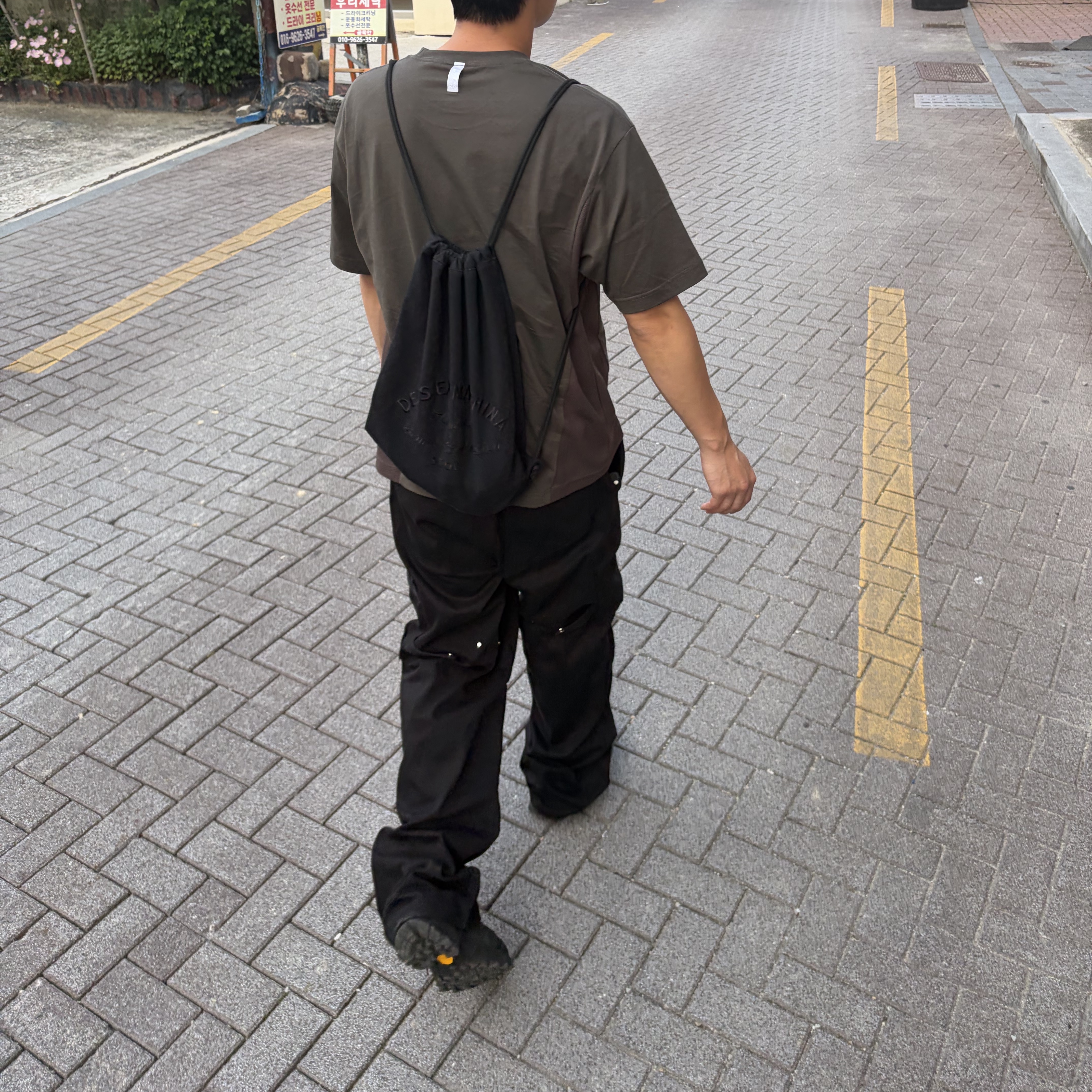 Roa Hiking Katharina Black, NOMANUAL W.B T-shirt Charcoal 착용 스타일 - 2