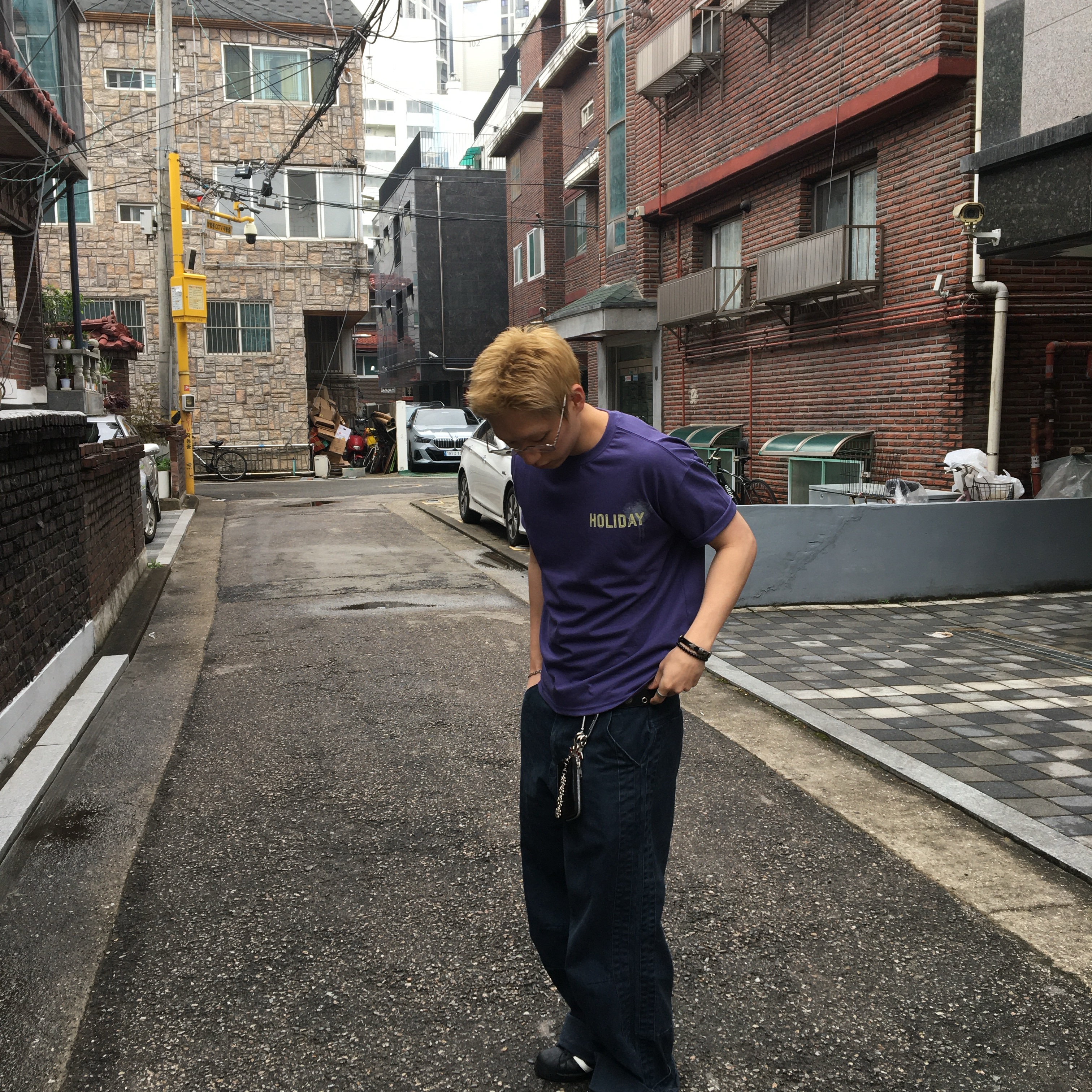 AMOU Holiday Half T- Shirts Purple 착용 스타일 - 2