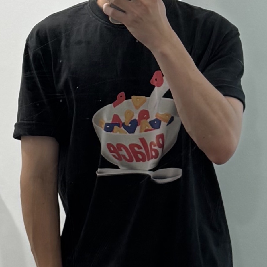 Palace Charms T-Shirt Black - 20SS 착용 스타일