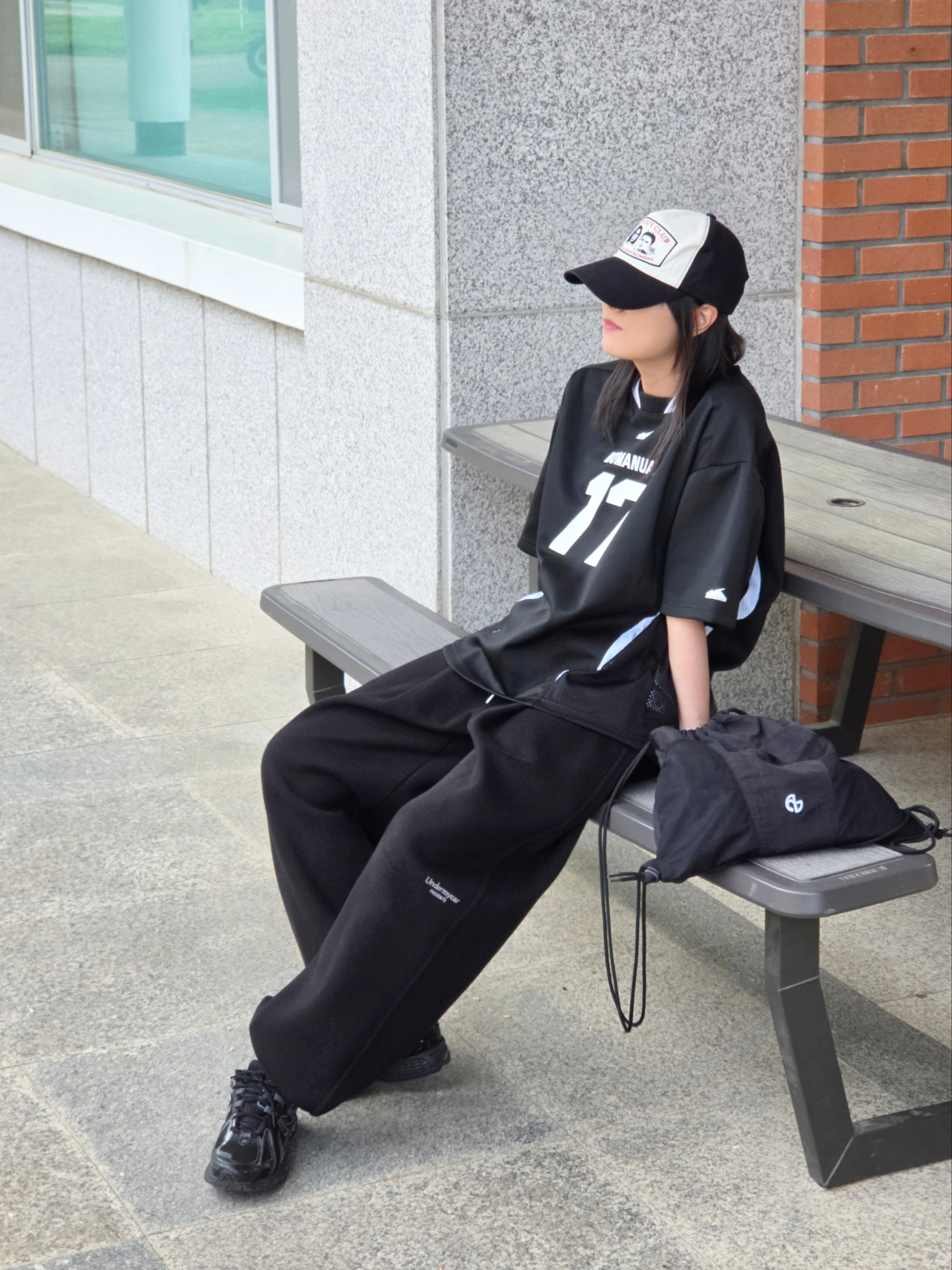 NOMANUAL 17 Mesh Block Football Jersey Black, Undermycar Mu.03 Anti Fxxking Logo Play Oversized Sweat Jogger Black 착용 스타일