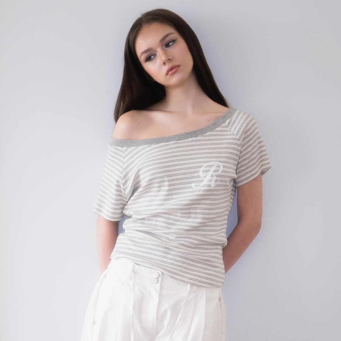 로제프란츠스트라이프 원숄더 티셔츠 그레이(Rosefrantz Stripe One-shoulder T-shirt [Gray]) - 4