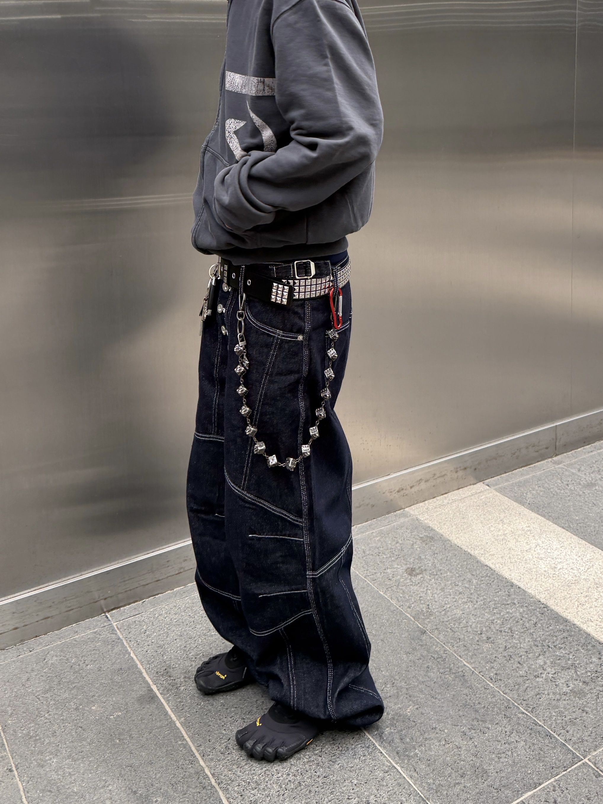 ROARINGRAD Rawline Indigo Denim Pants, ETCE Ny Cross Washed Cap Red 착용 스타일 - 7