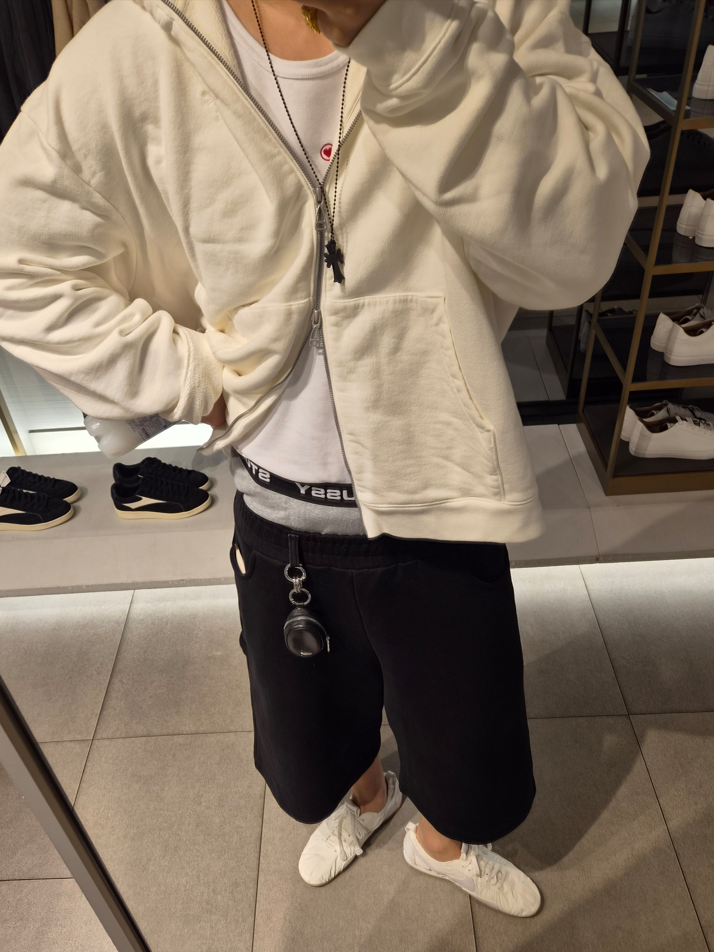 Stussy Boxer Briefs Grey Heather (3 Pack), Jordan x Travis Scott Full-Zip Hoodie Sail (DZ5500-133) 착용 스타일 - 4