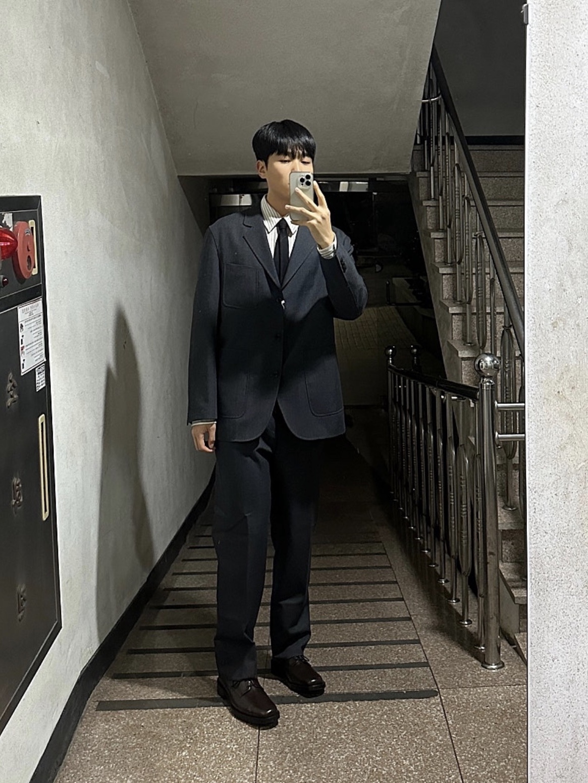 Pottery Fine Wool Sports Jacket Superior Wool 100 s Washable Gabardine Cloth Dark Gray 착용 스타일