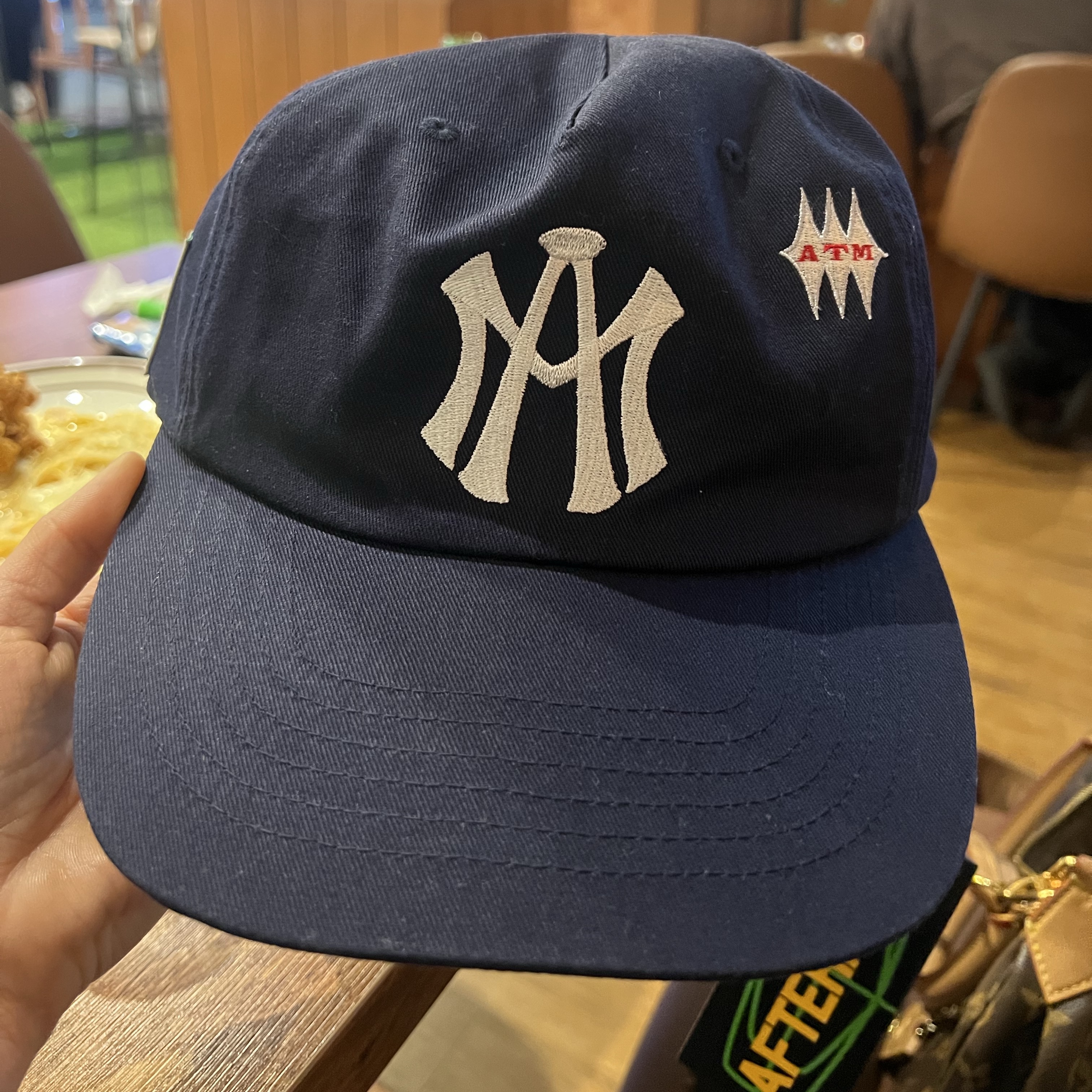 Aftermath Atm Logo Ball Cap Navy 착용 스타일 - 1