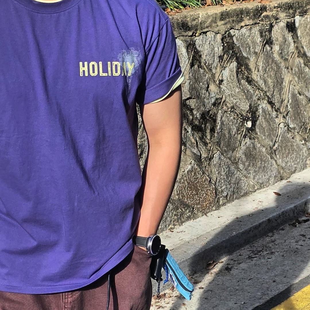 AMOU Holiday Half T- Shirts Purple 착용 스타일 - 3