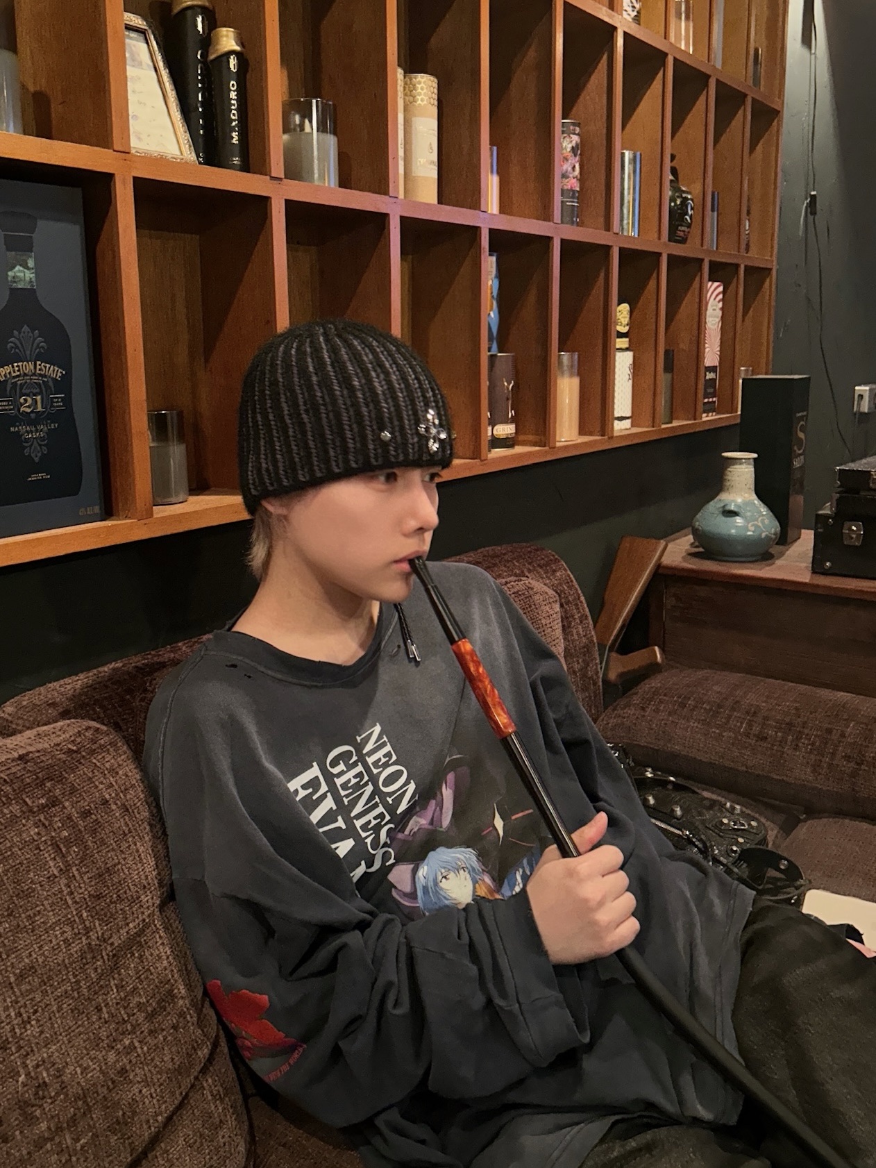 Protocol Index x Evangelion Overdyed Vintage Neon Genesis Long Sleeve T-Shirt Navy, Surgery Clover Logo Double Strap Beanie Grey 착용 스타일 - 1